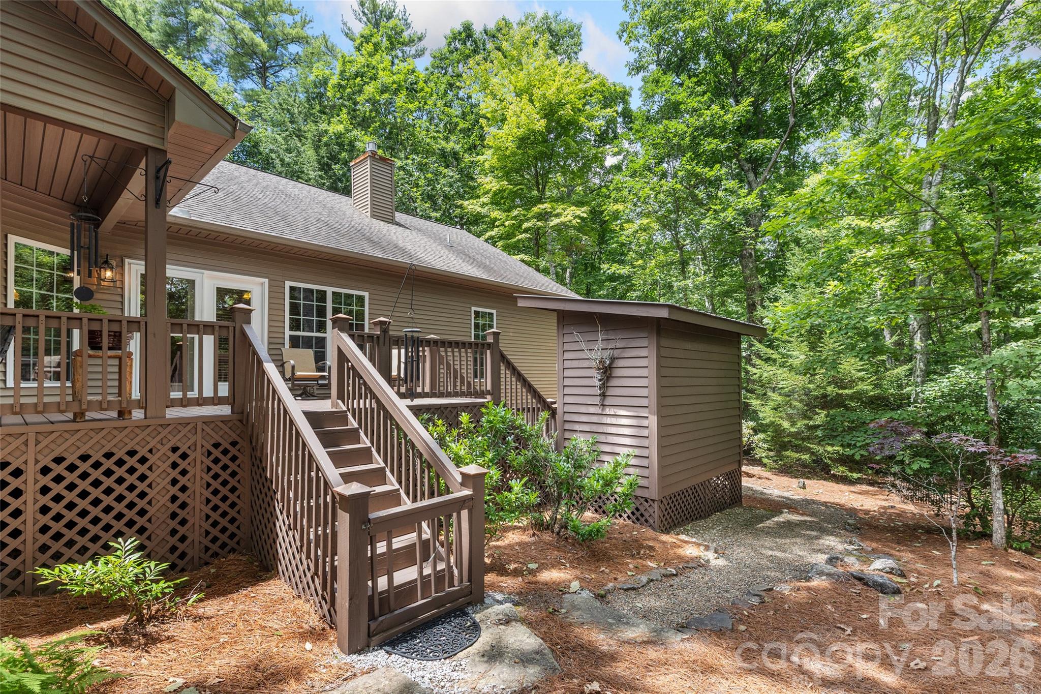 141 Dolly Lane — Highlands