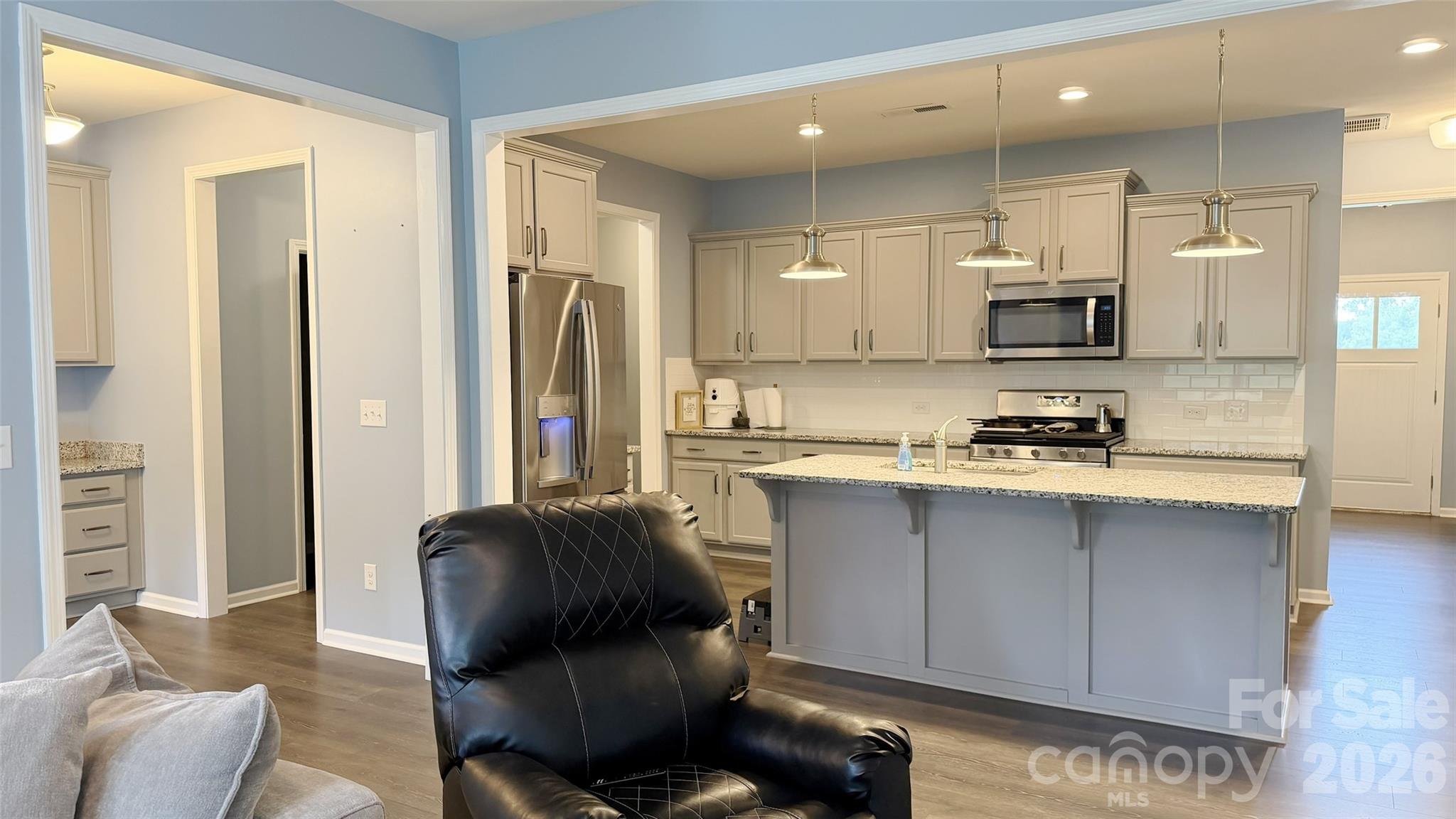 7505 Hartsfield Drive — Lancaster