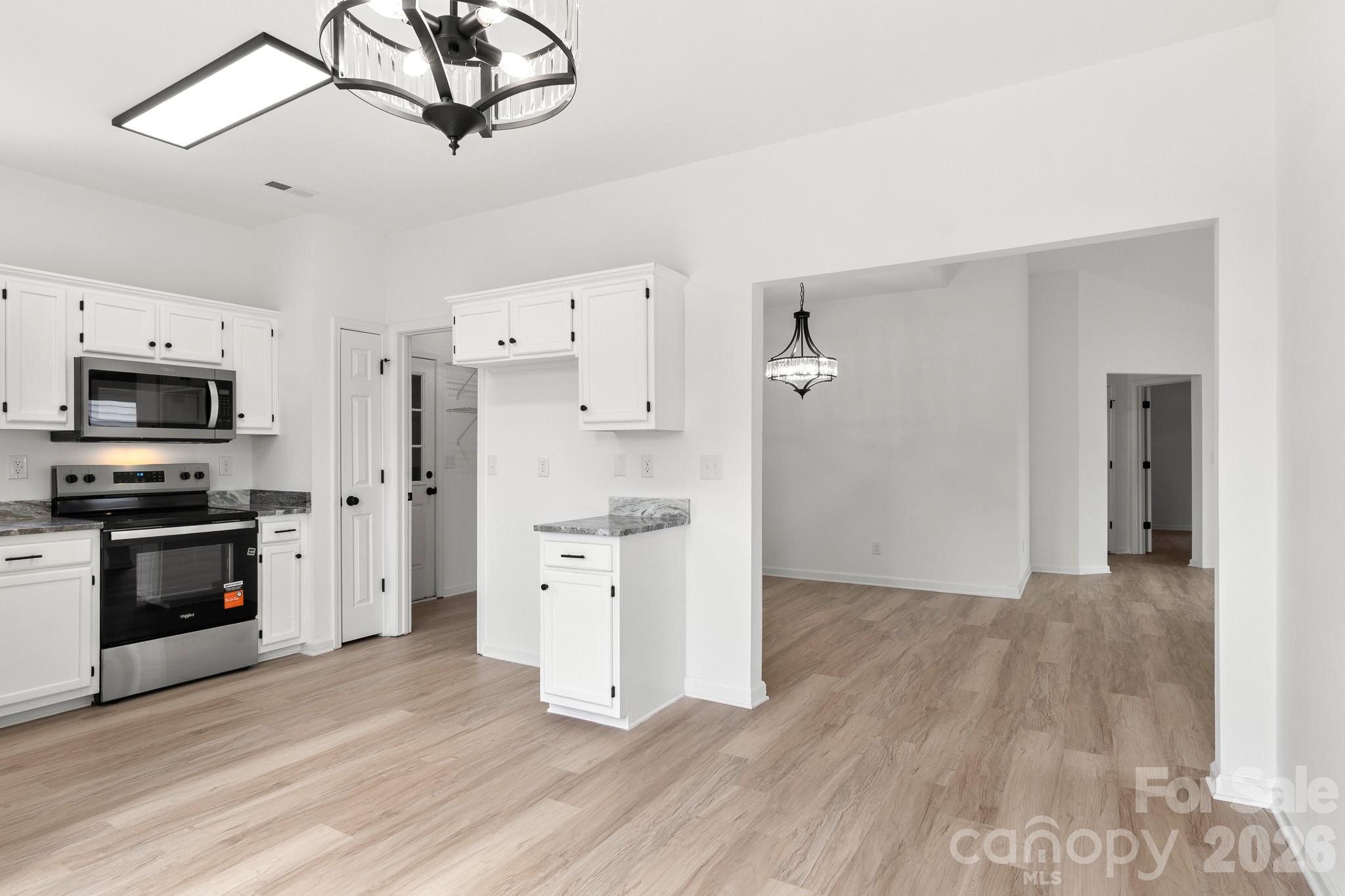 9713 Pernell Lane — Charlotte