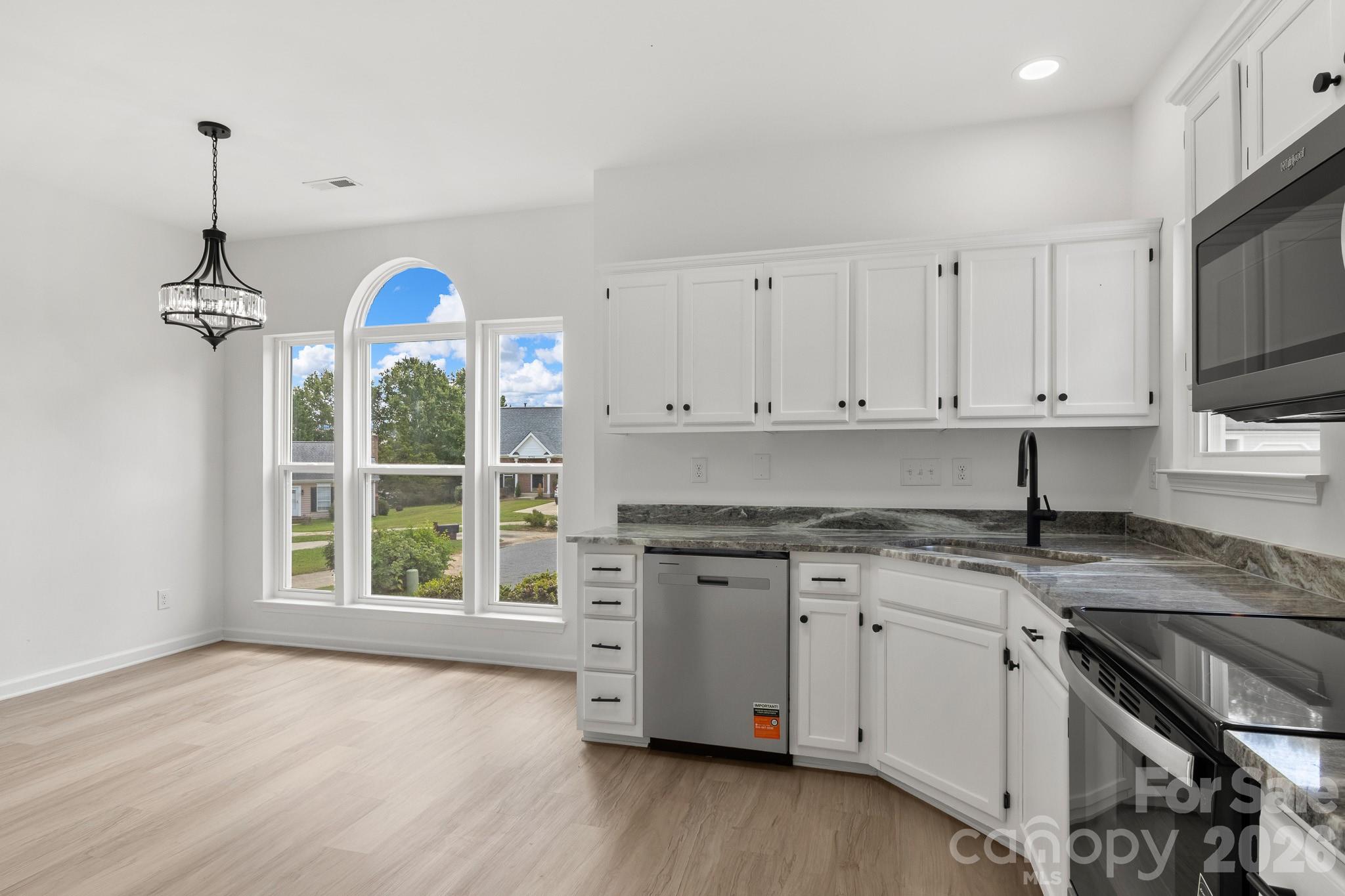 9713 Pernell Lane — Charlotte