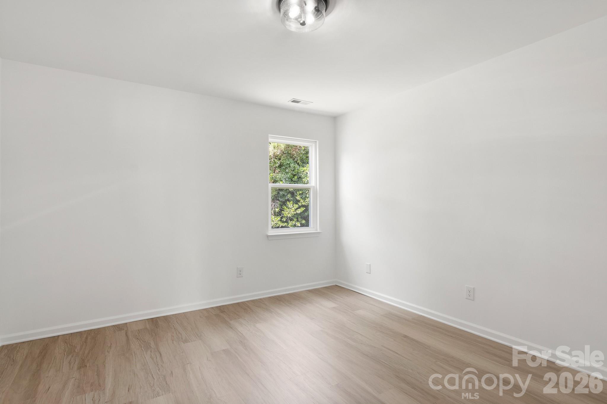 9713 Pernell Lane — Charlotte