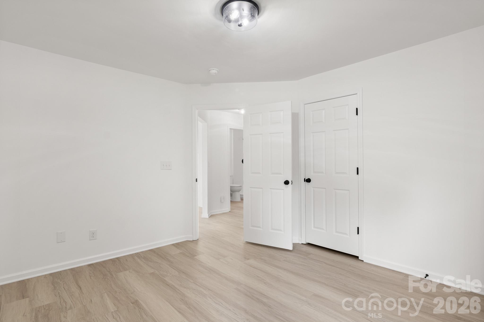 9713 Pernell Lane — Charlotte