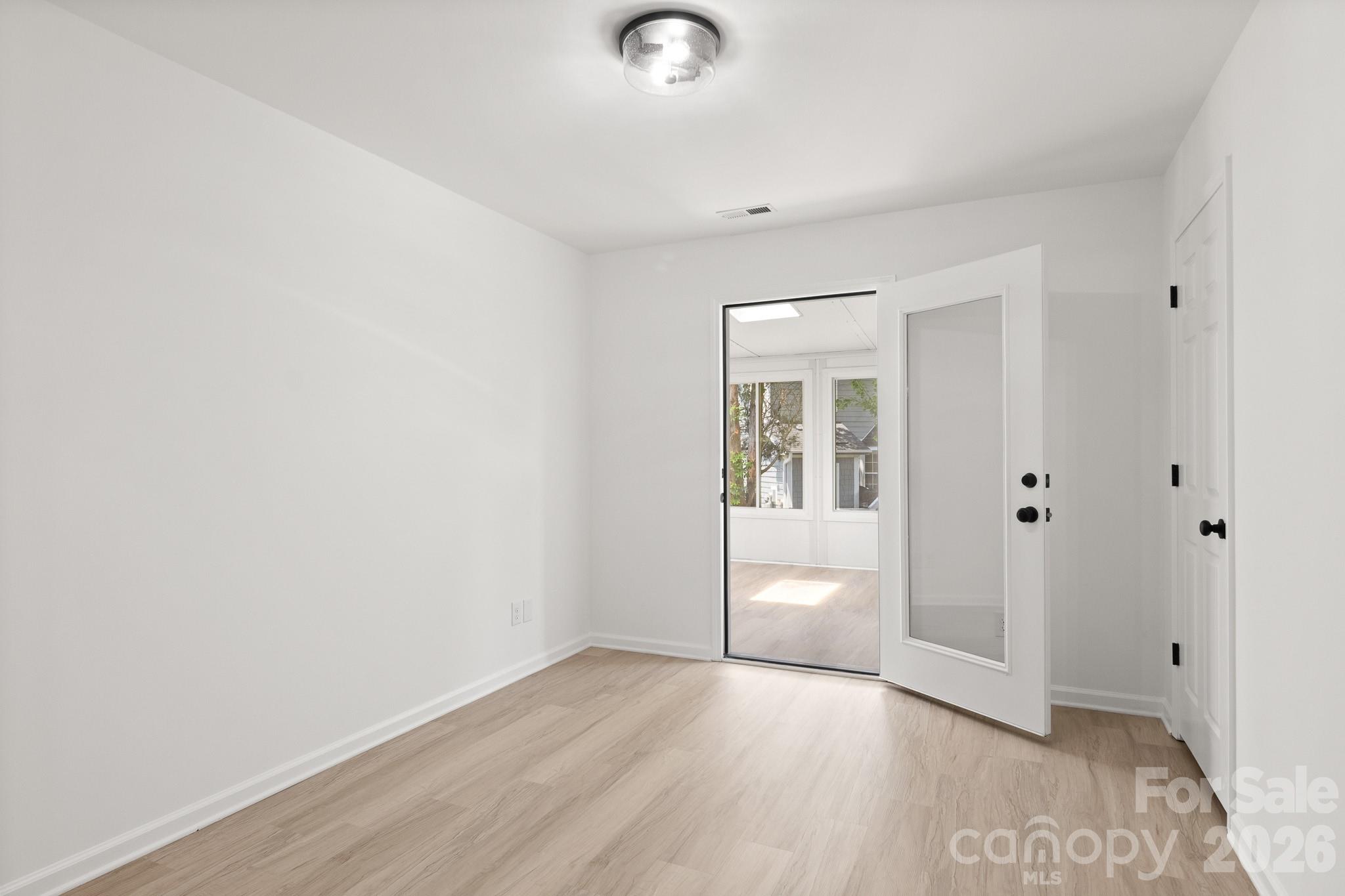 9713 Pernell Lane — Charlotte