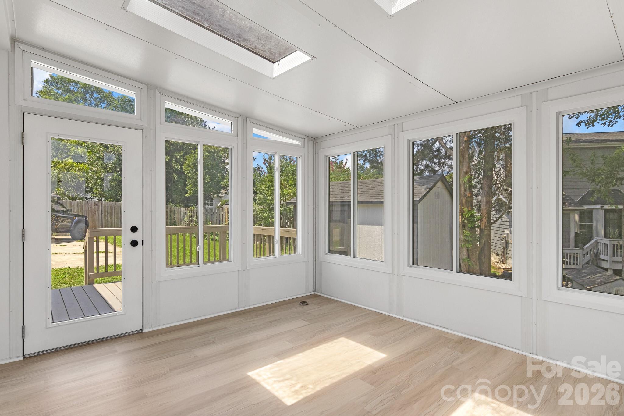 9713 Pernell Lane — Charlotte