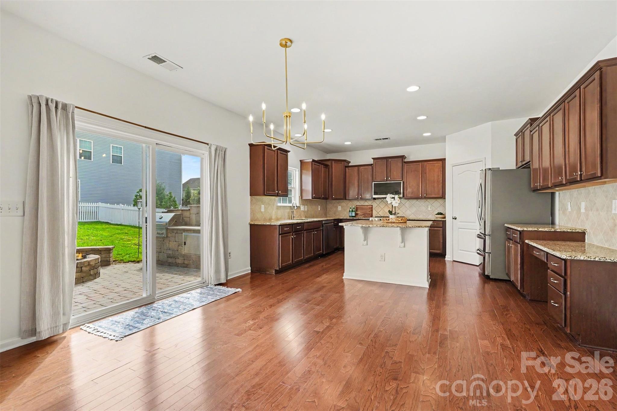 5810 Castlecove Road — Charlotte