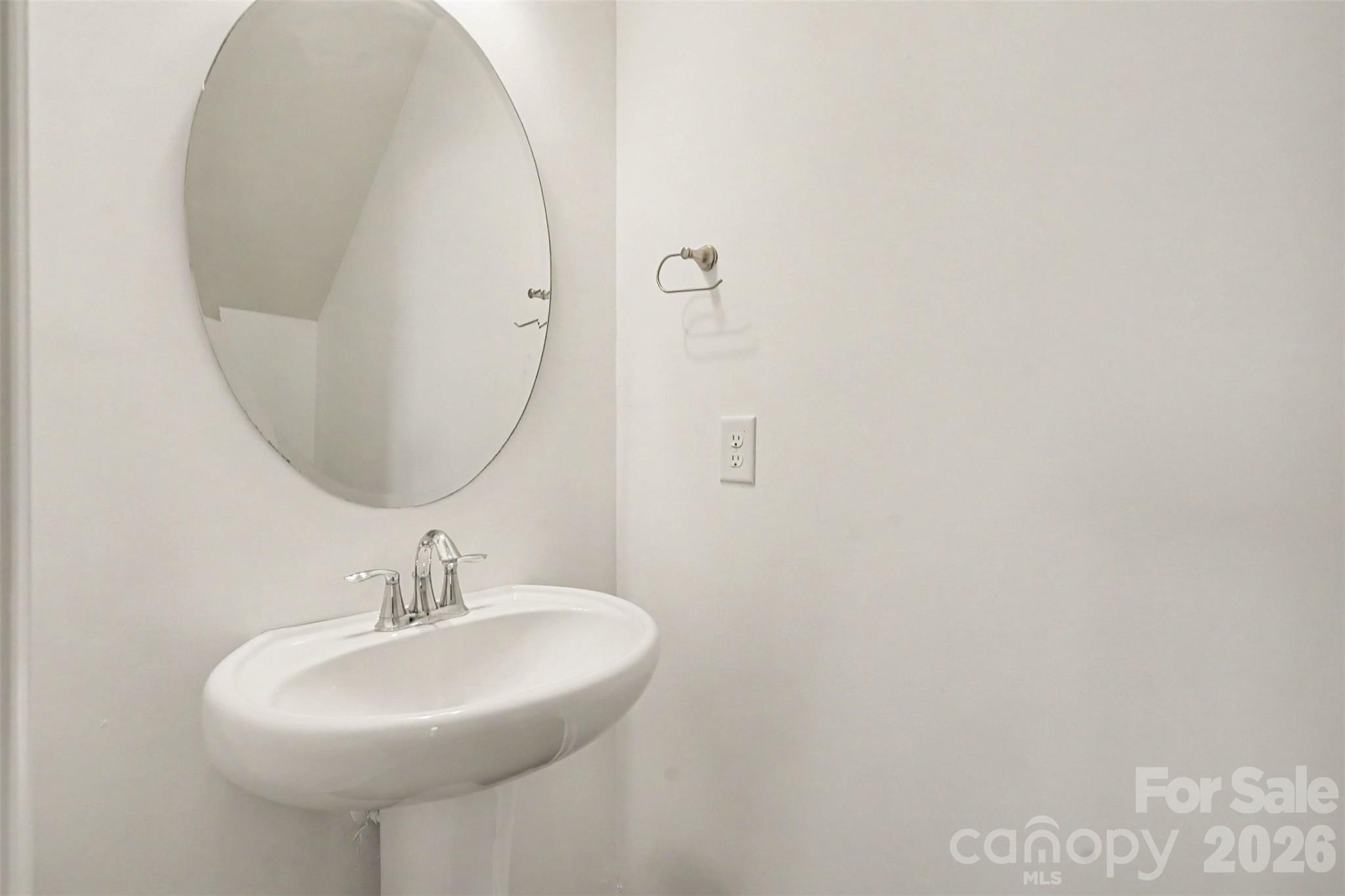 5810 Castlecove Road — Charlotte