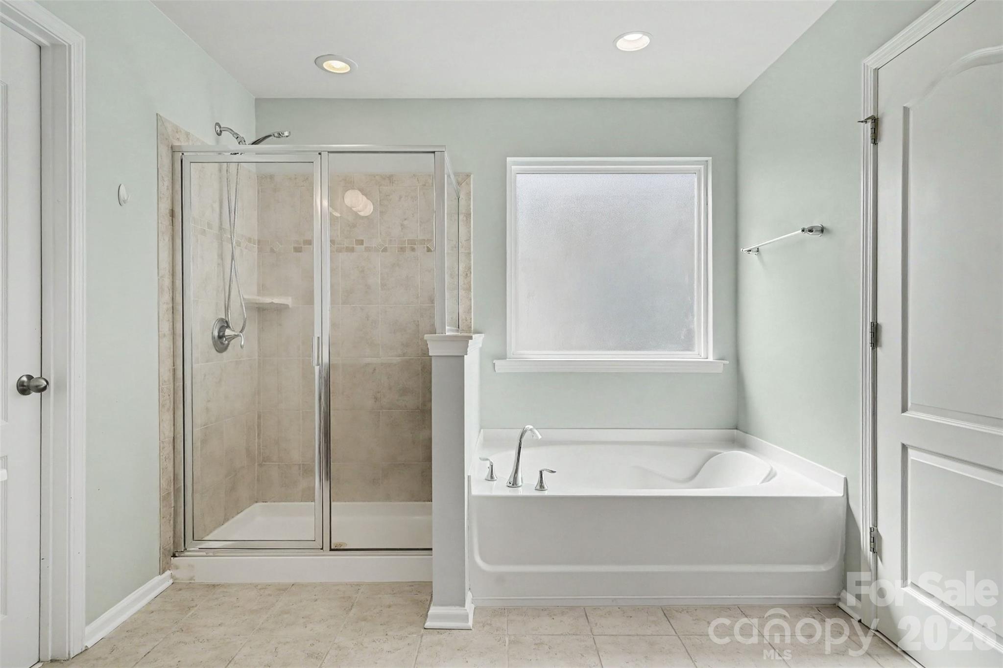 5810 Castlecove Road — Charlotte