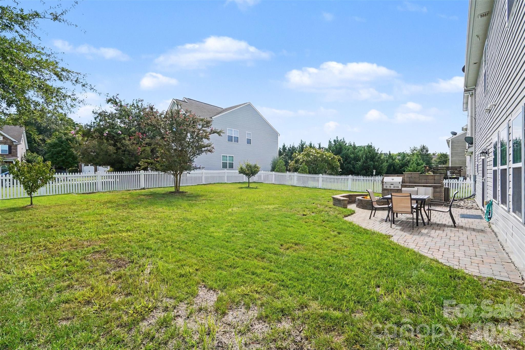 5810 Castlecove Road — Charlotte