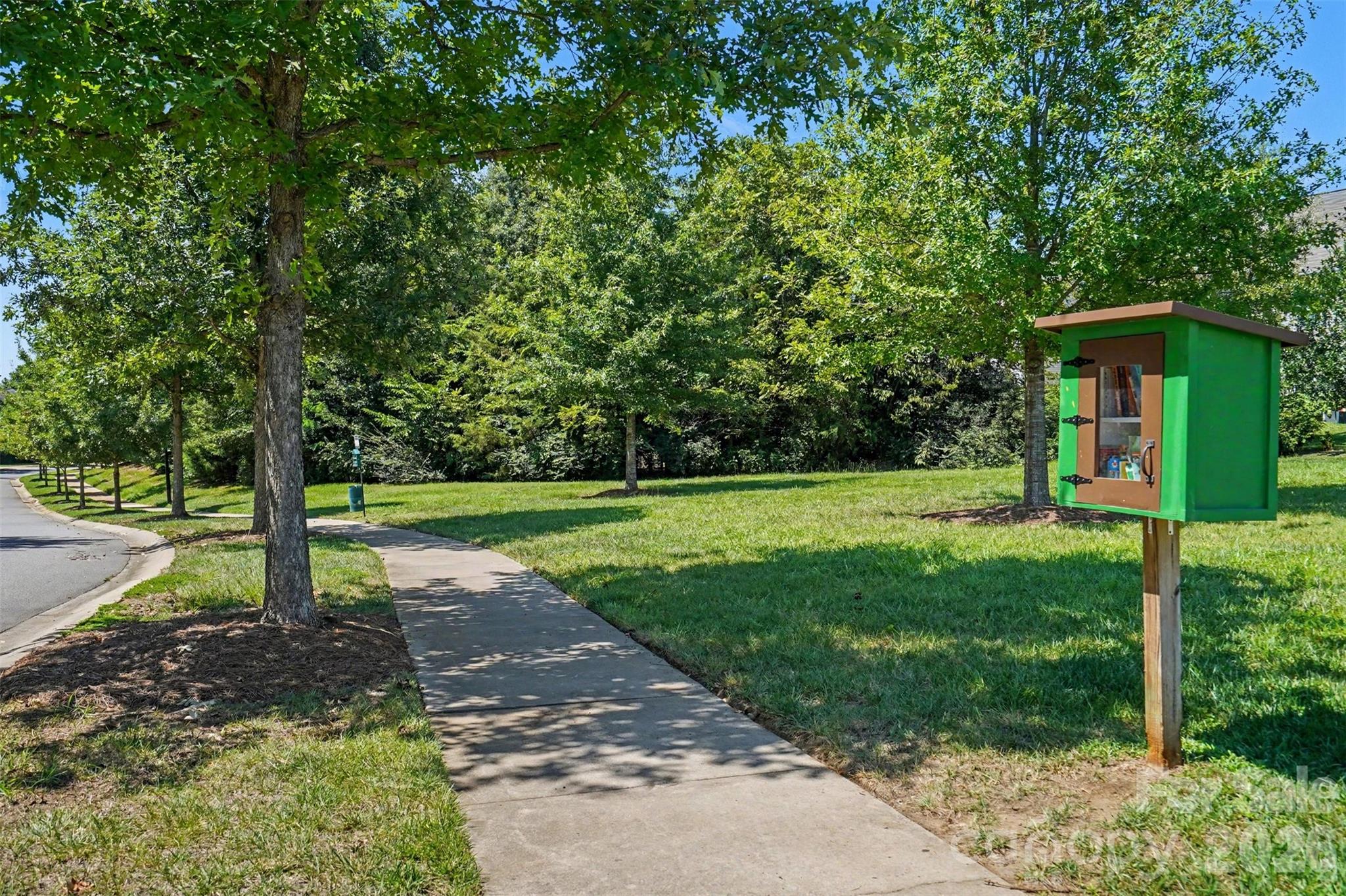 5810 Castlecove Road — Charlotte
