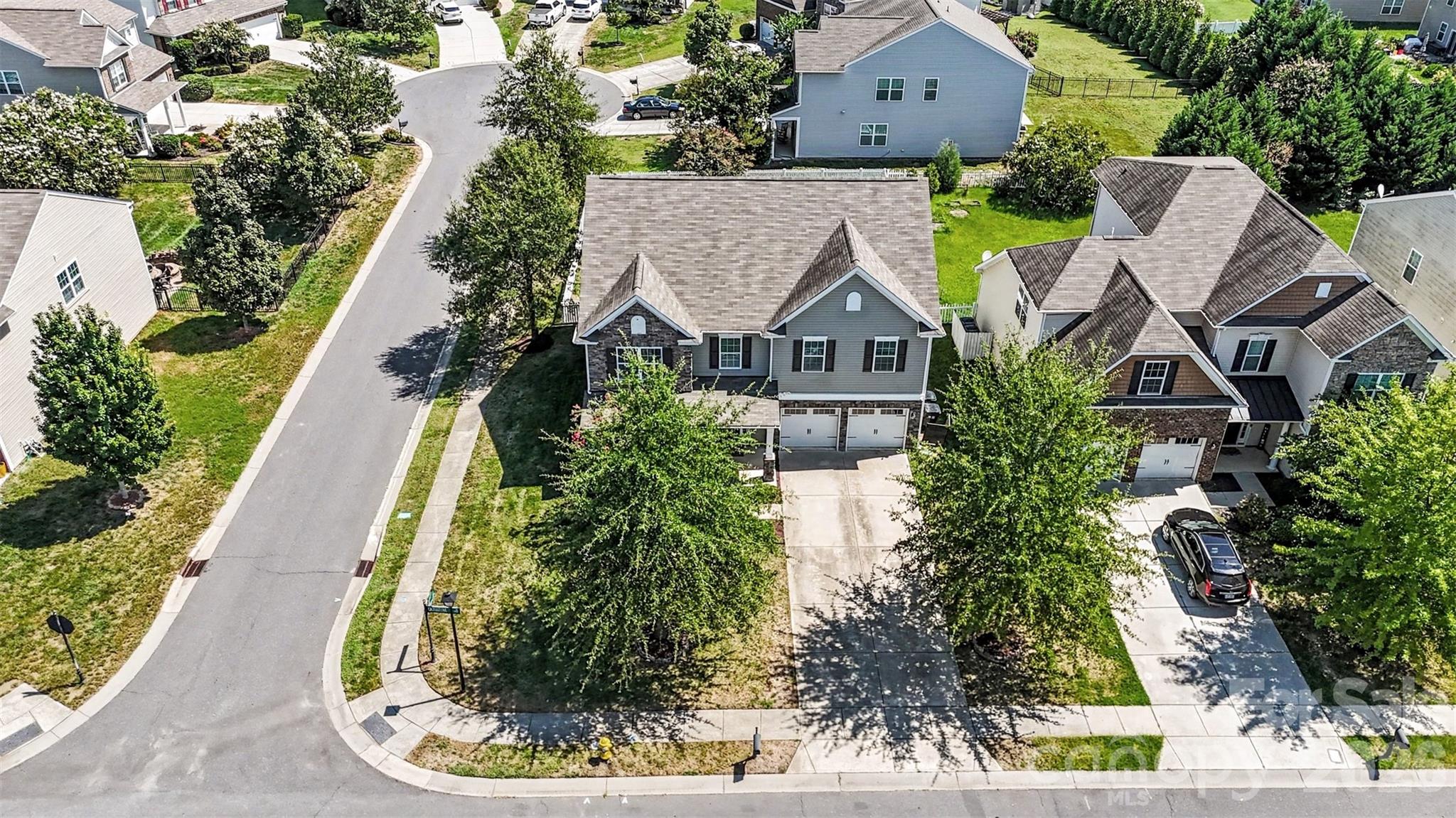 5810 Castlecove Road — Charlotte