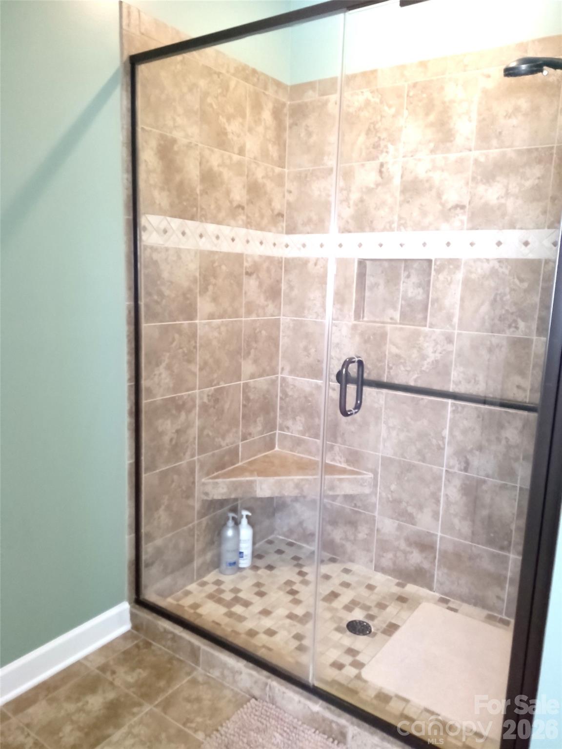 10234 Lakeshore Drive — Lancaster