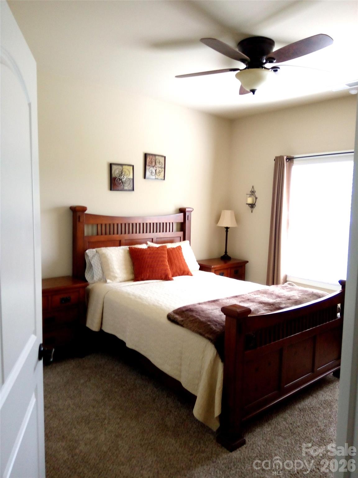 10234 Lakeshore Drive — Lancaster