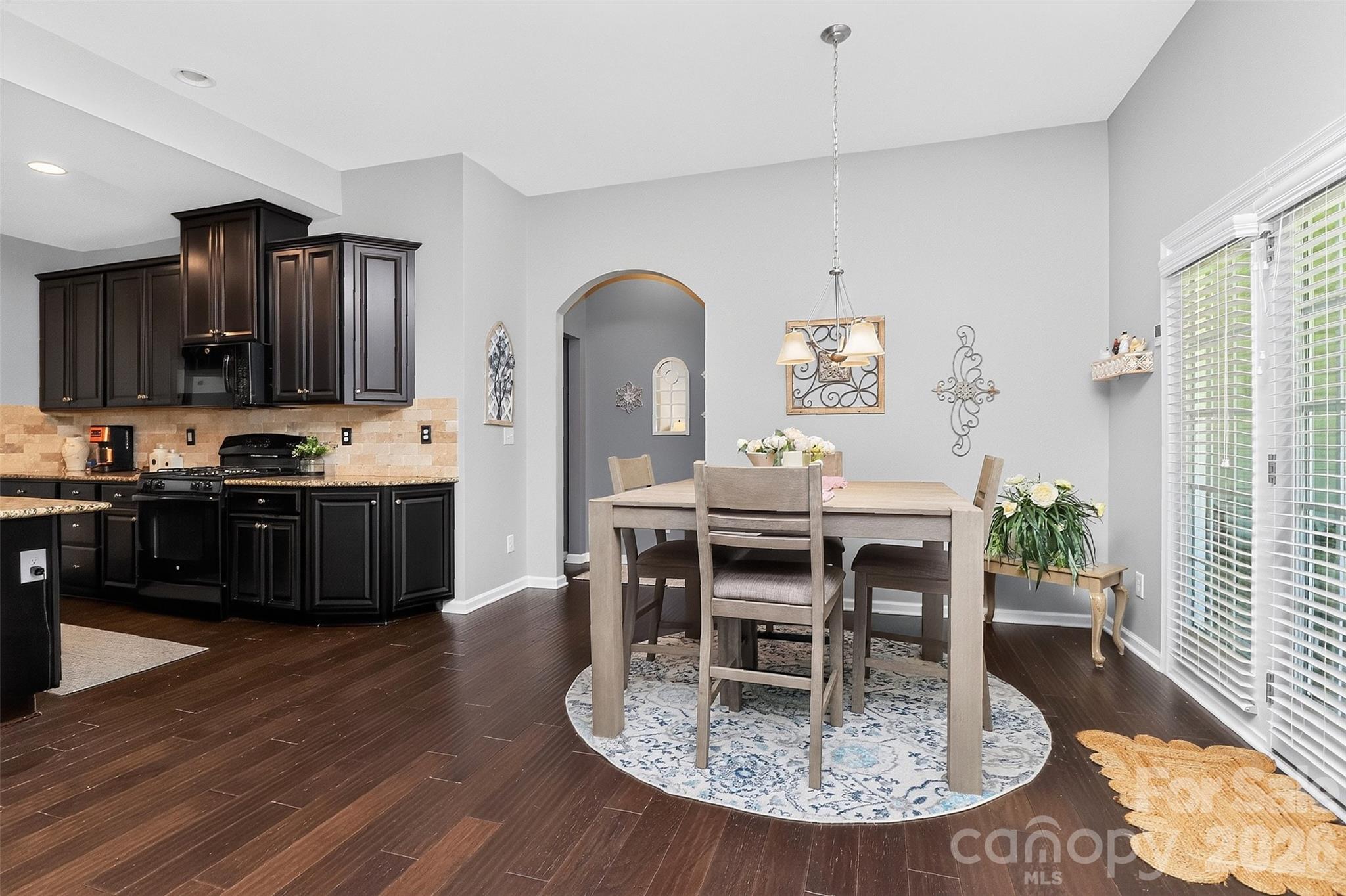 12823 Plumleaf Drive — Charlotte