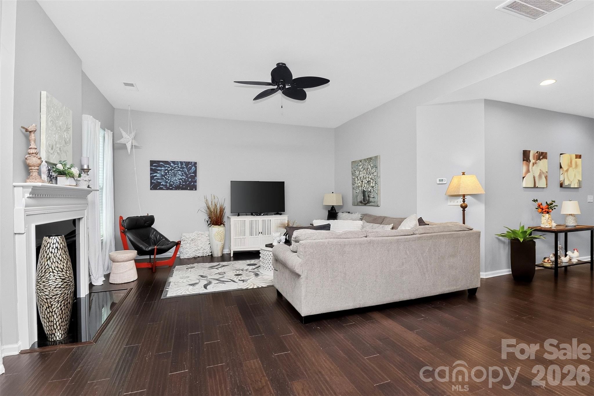 12823 Plumleaf Drive — Charlotte