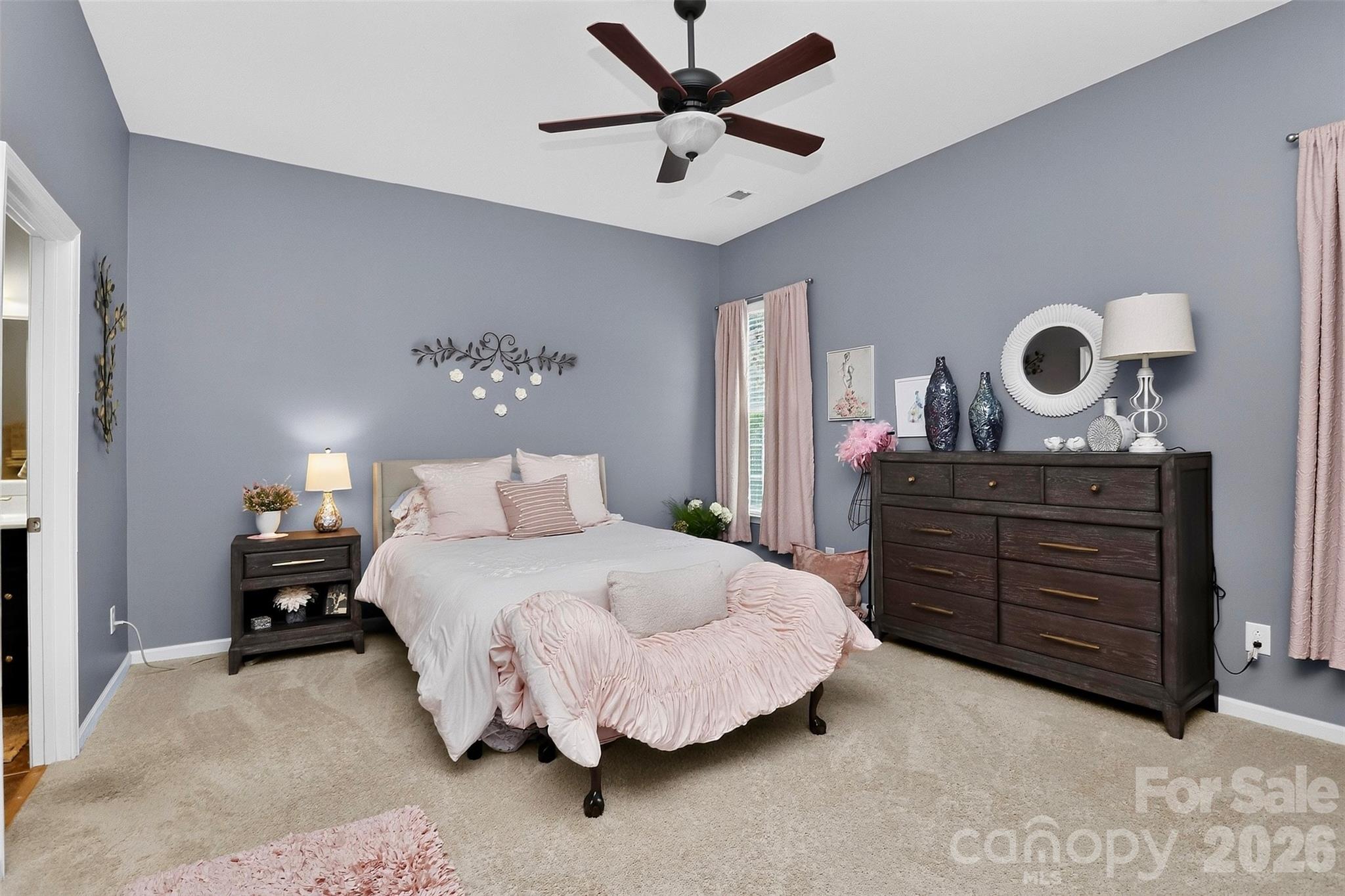 12823 Plumleaf Drive — Charlotte