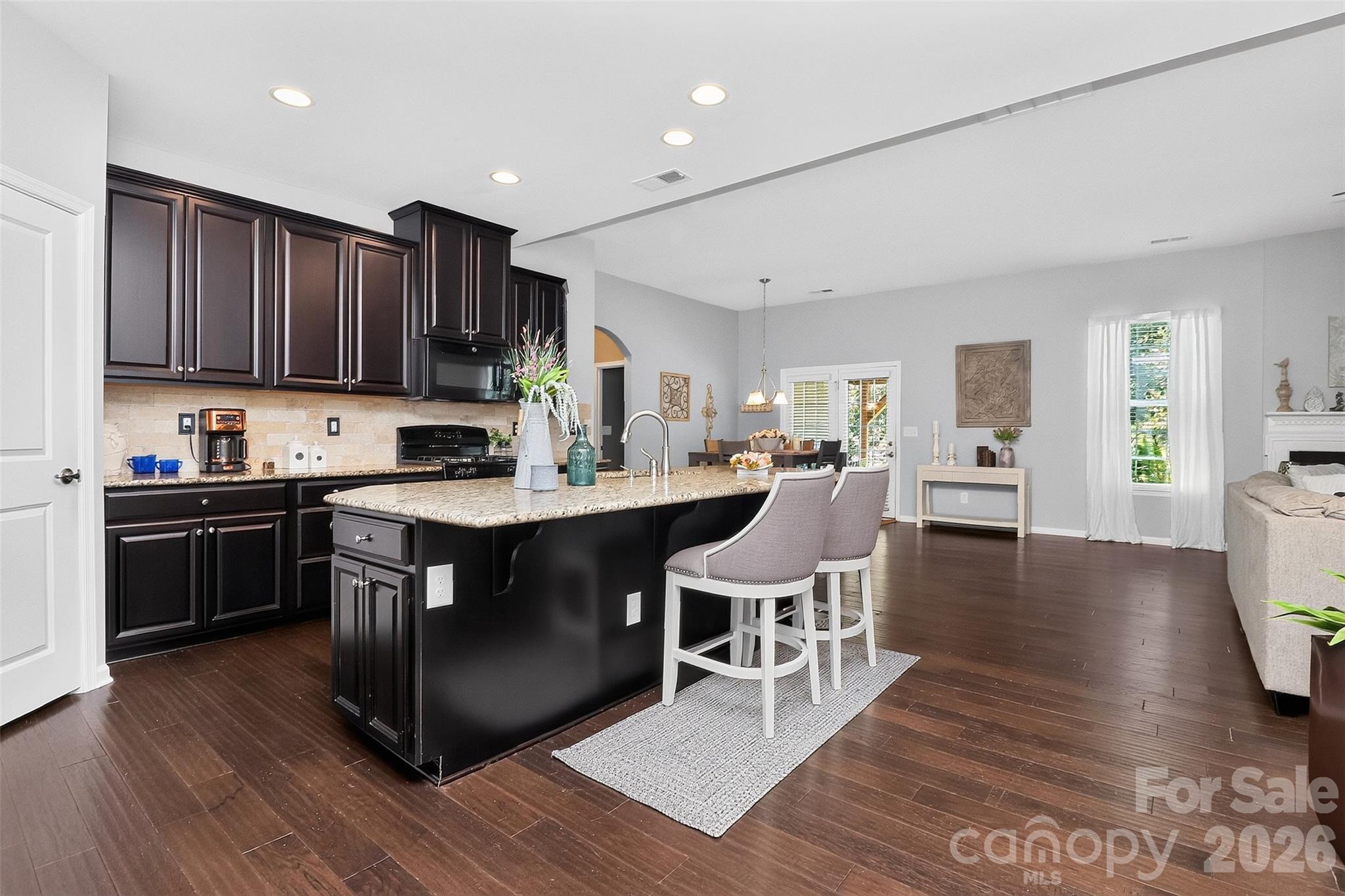 12823 Plumleaf Drive — Charlotte