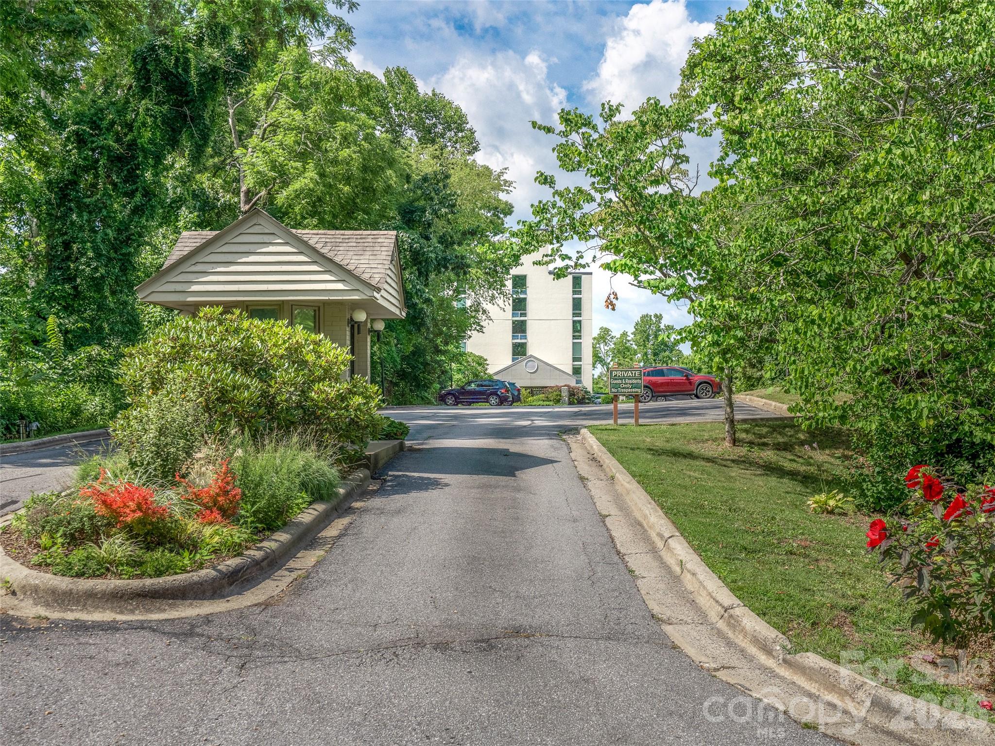 647 Town Mountain Road #309 — Asheville