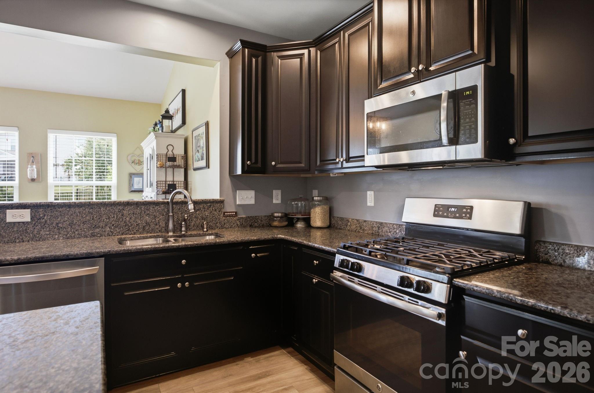 196 Welcombe Street — Mooresville