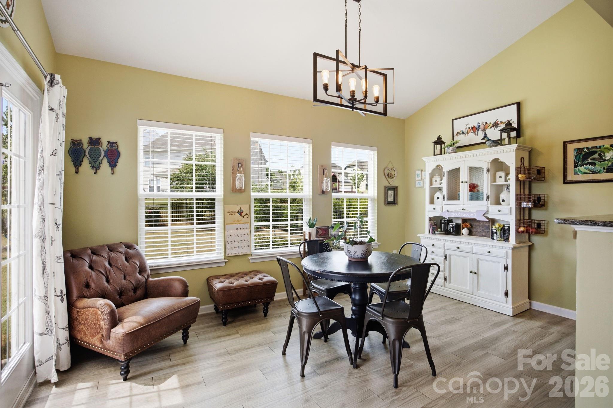 196 Welcombe Street — Mooresville