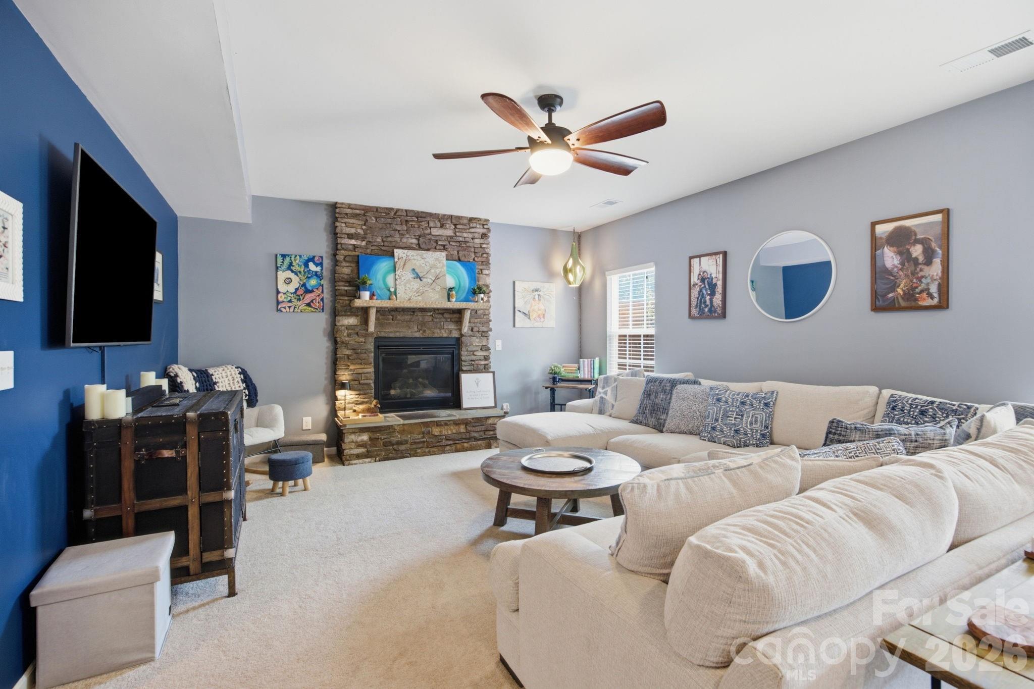 196 Welcombe Street — Mooresville