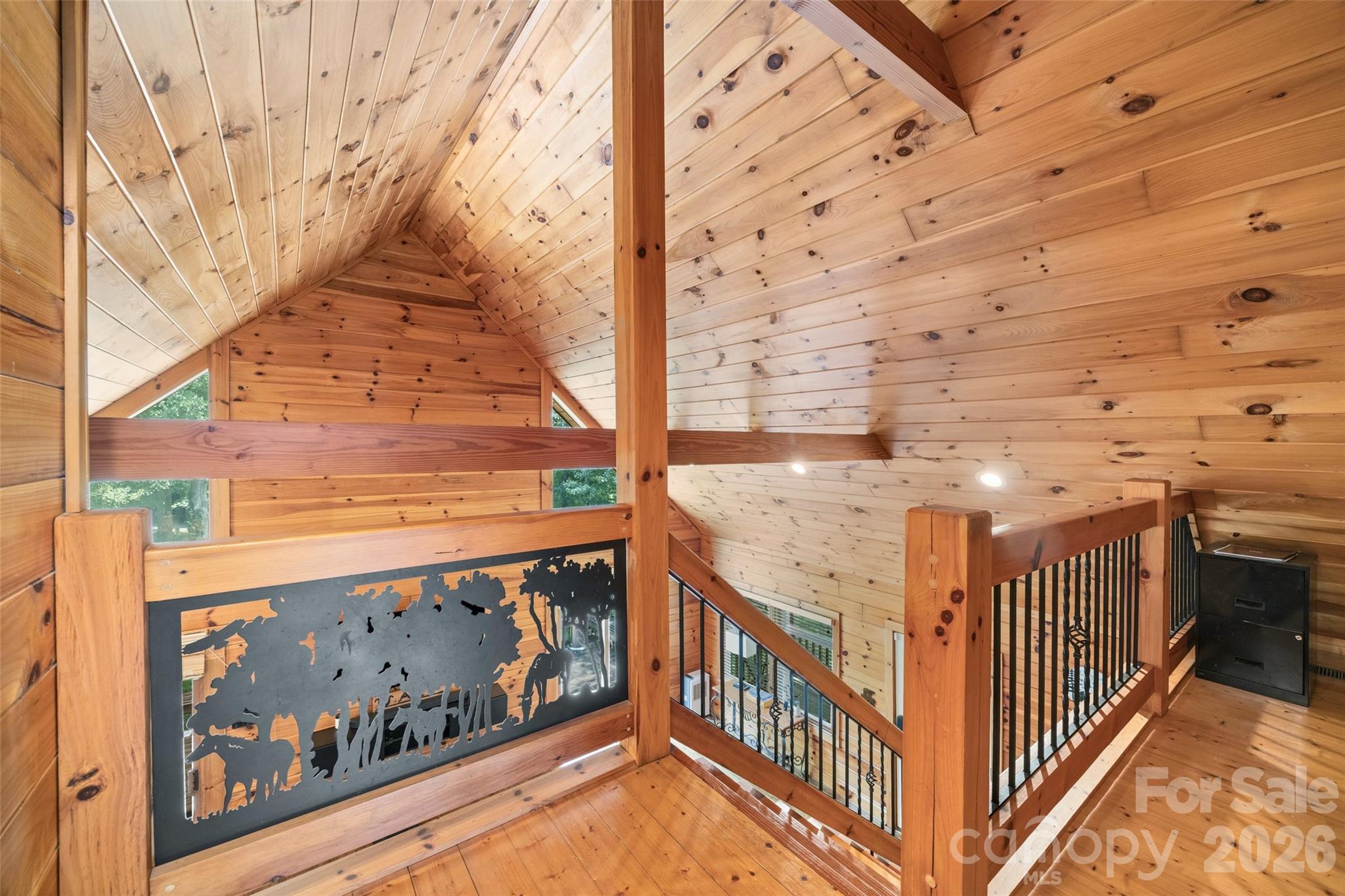 3448 Center Road — Chester