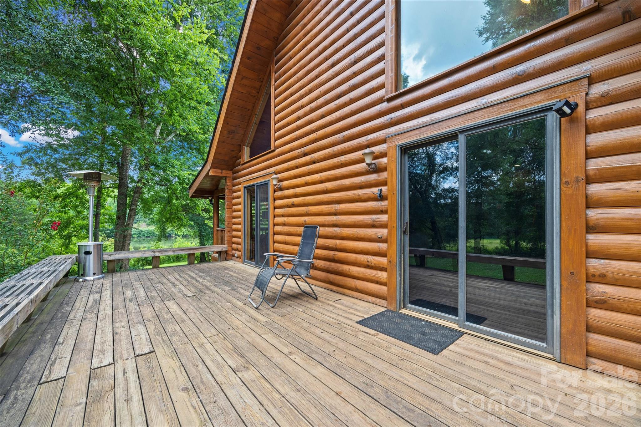 3448 Center Road — Chester