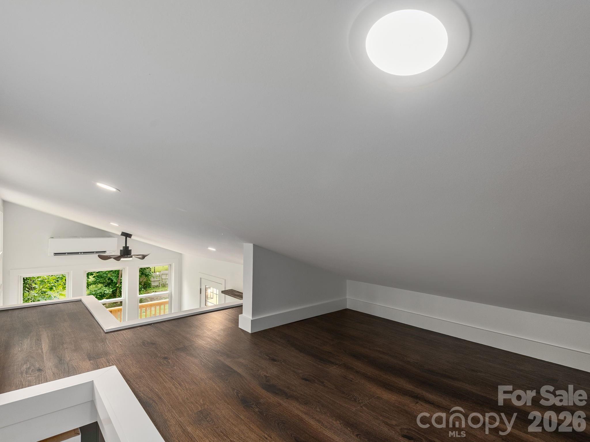 30 Pine Road — Asheville