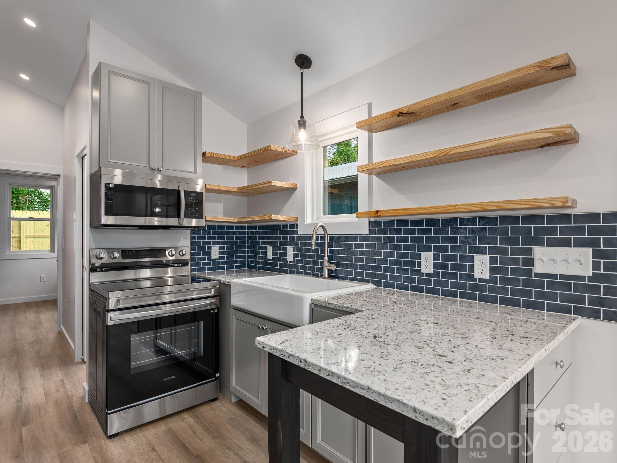 30 Pine Road — Asheville