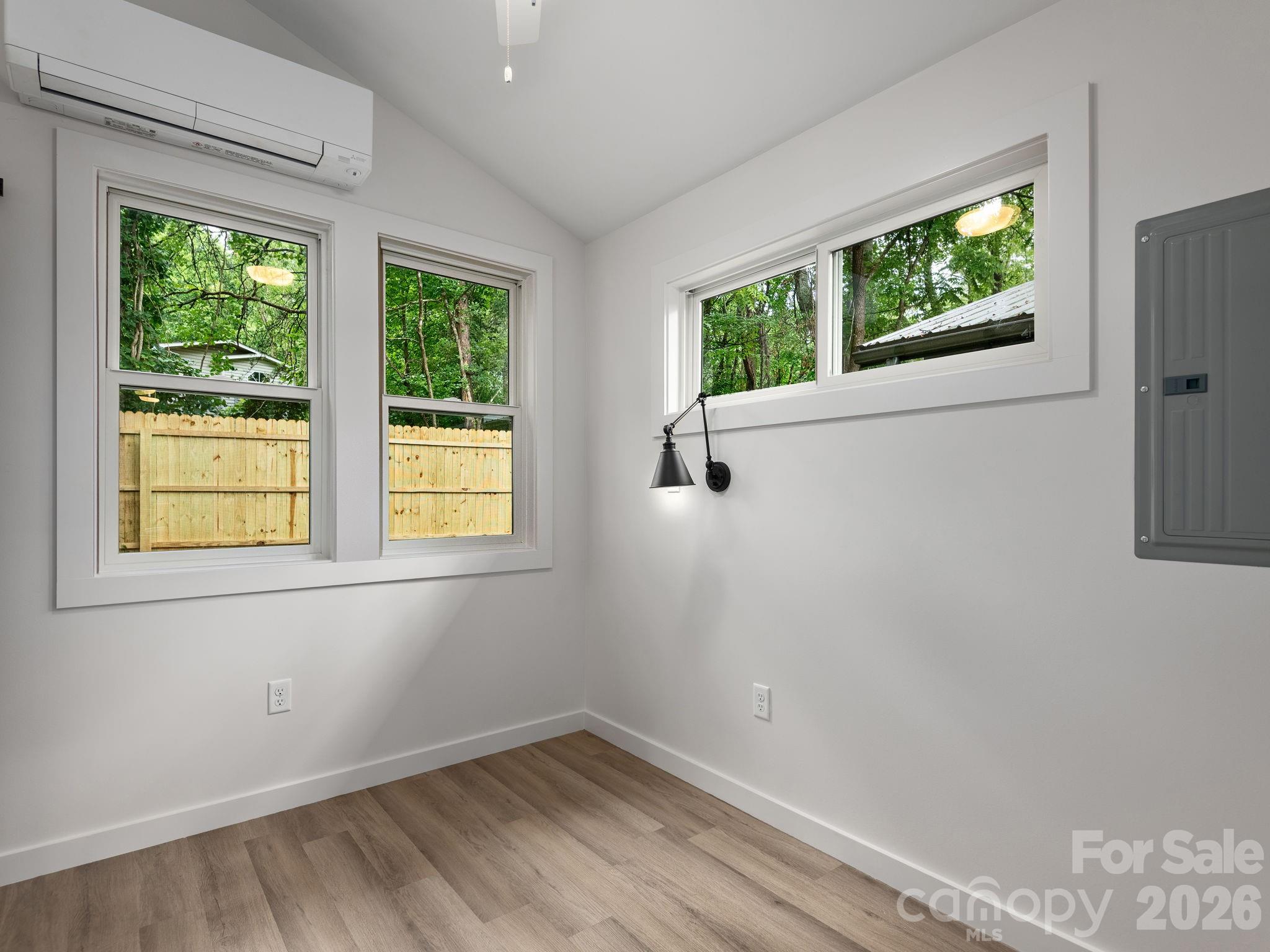 30 Pine Road — Asheville