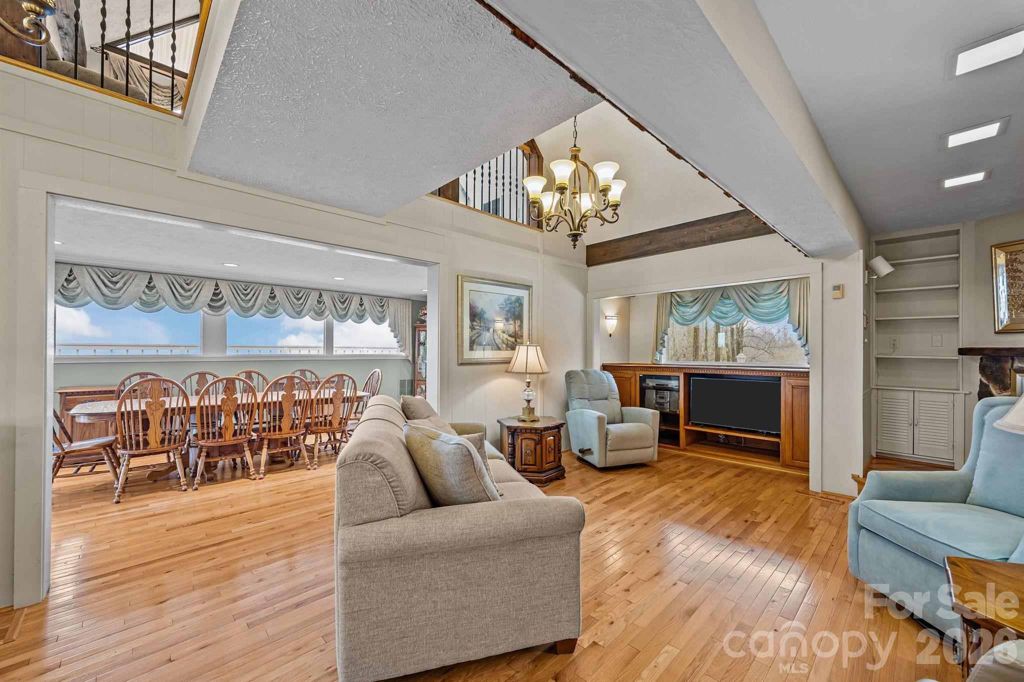 6777 Pinnacle Mountain Road — Zirconia