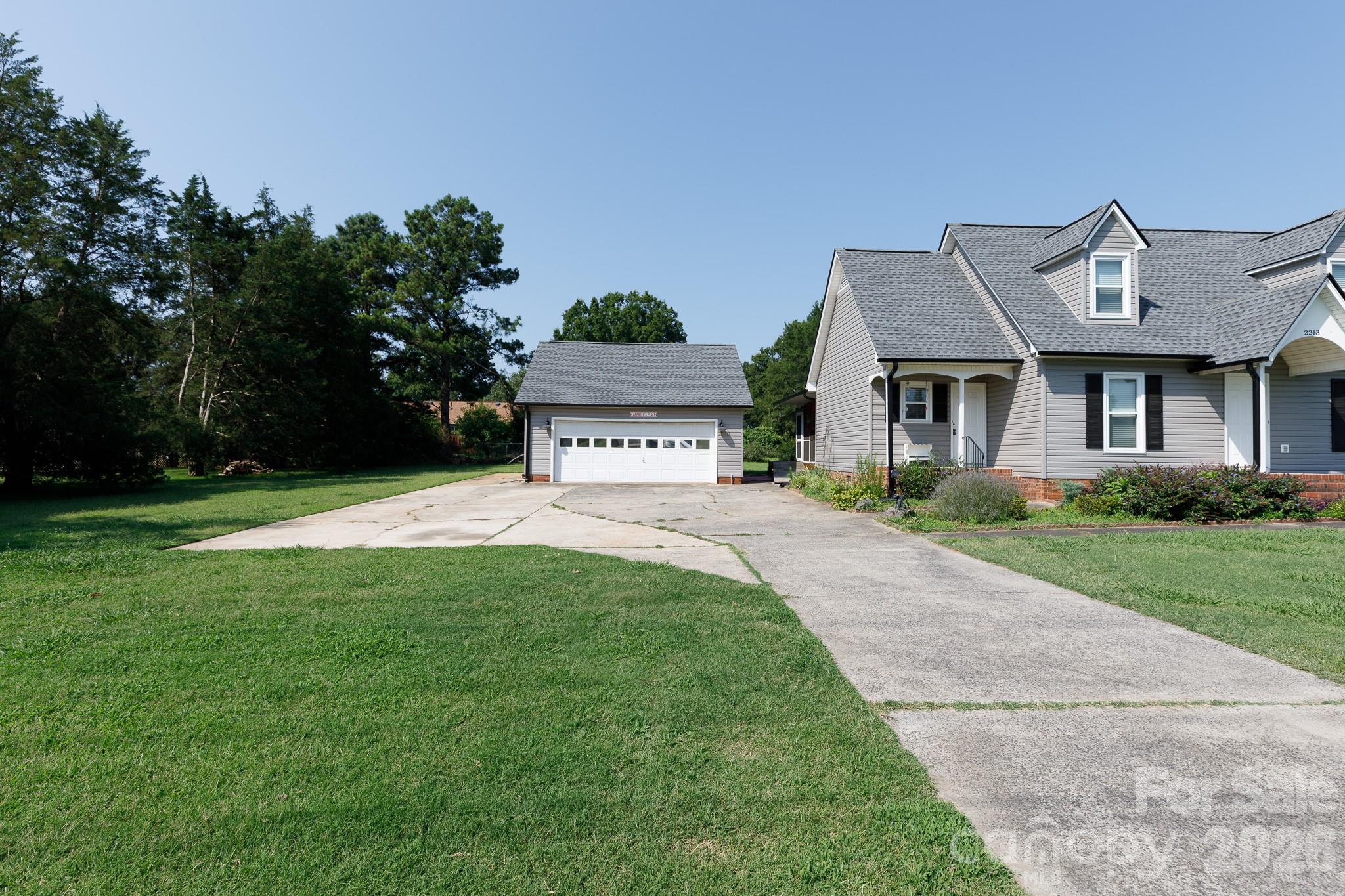 2213 Eastview Road — Rock Hill