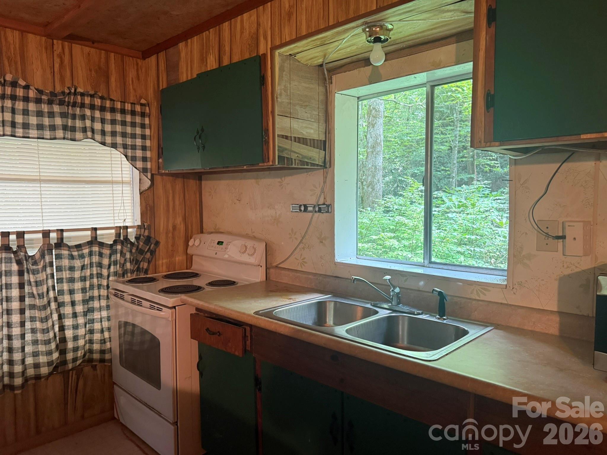 181 Lyman Lane — Rosman
