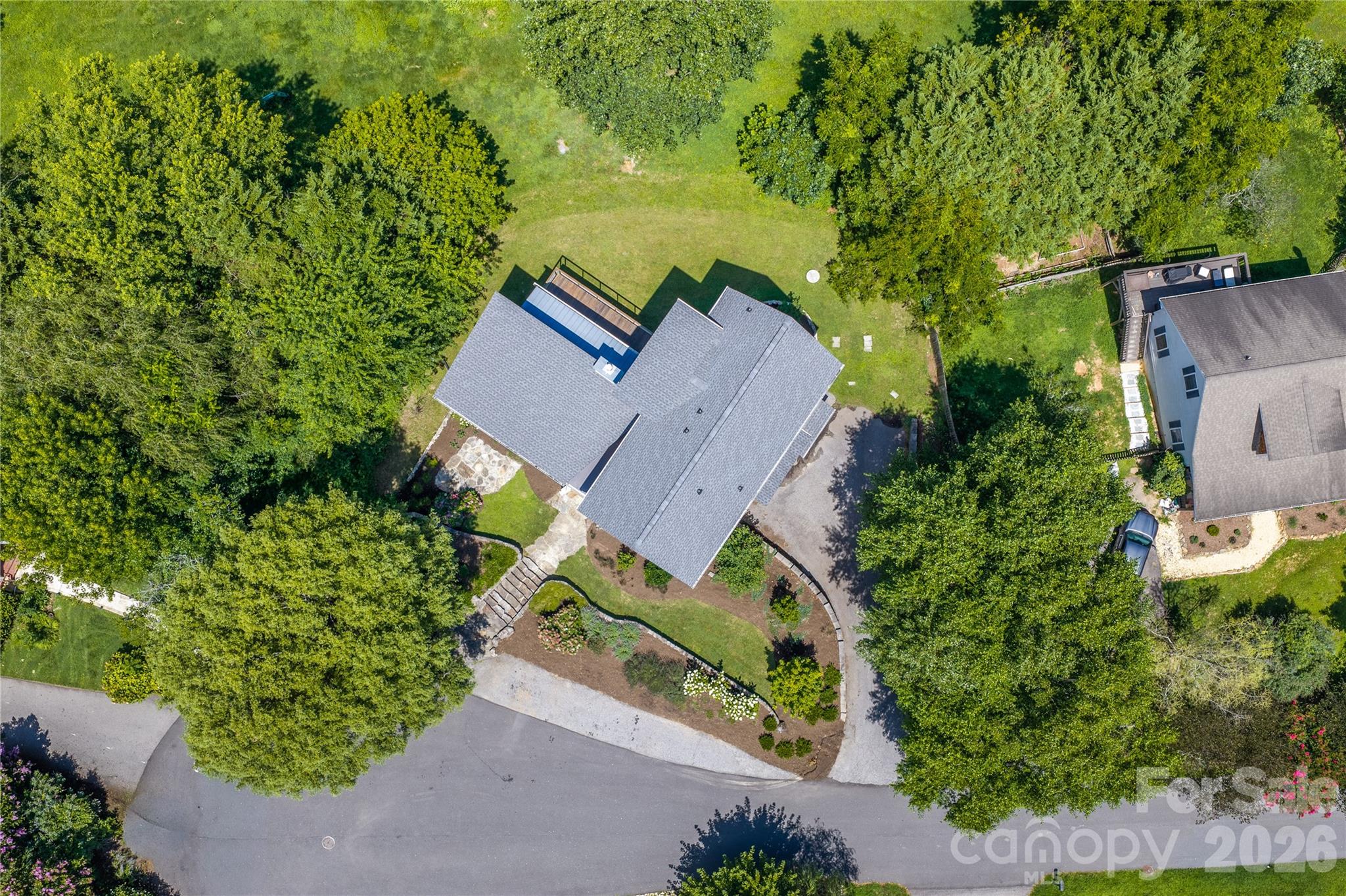 31 Grey River Run — Woodfin