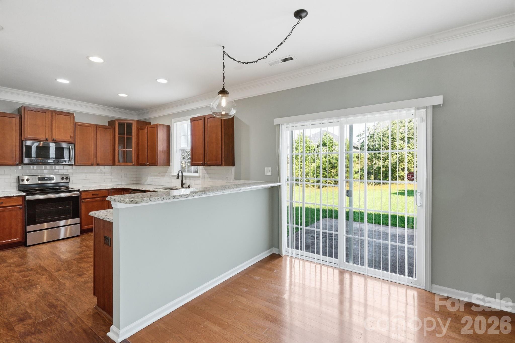 182 Wedge View Way — Statesville