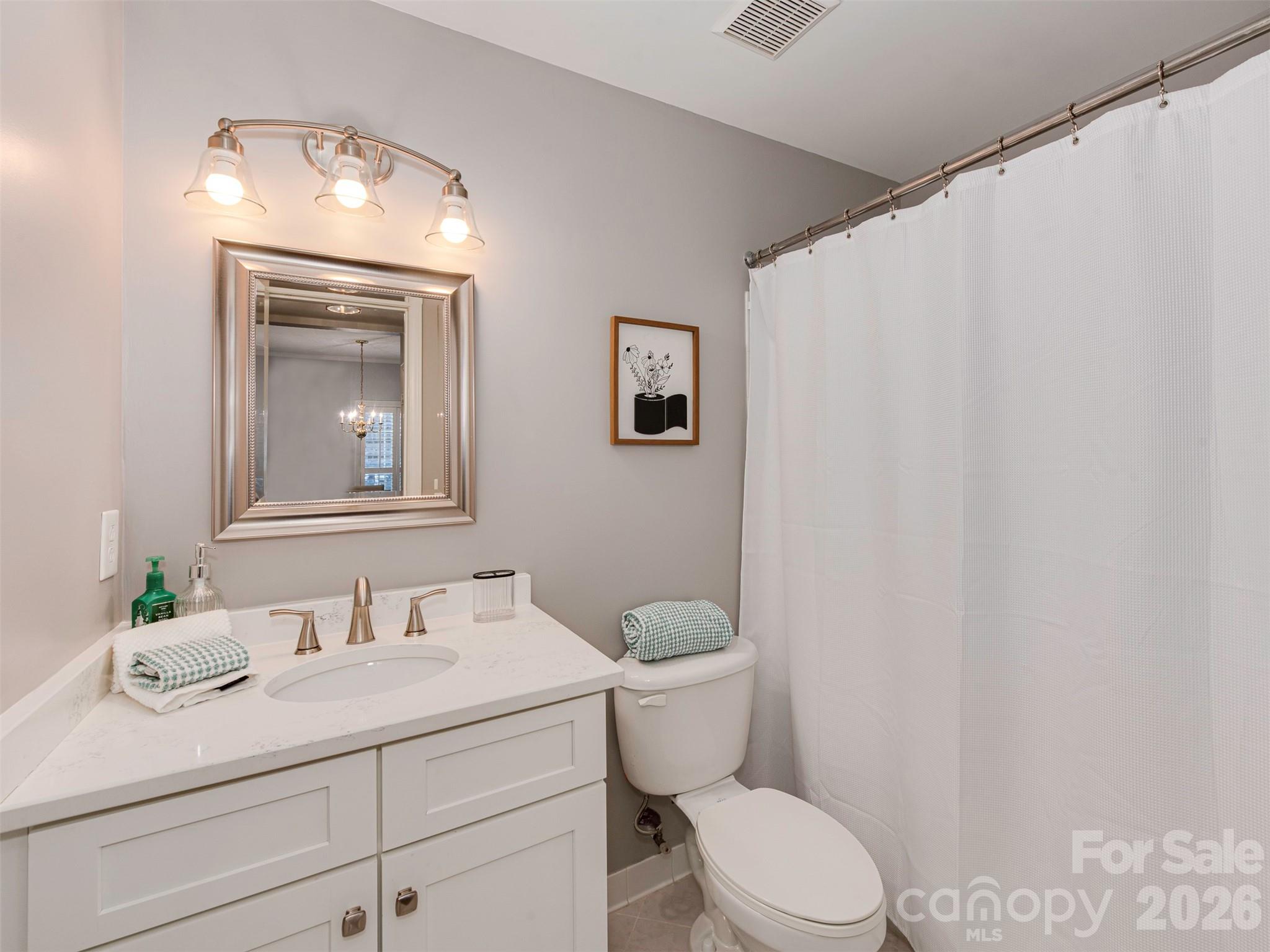 301 Queens Road #105 — Charlotte