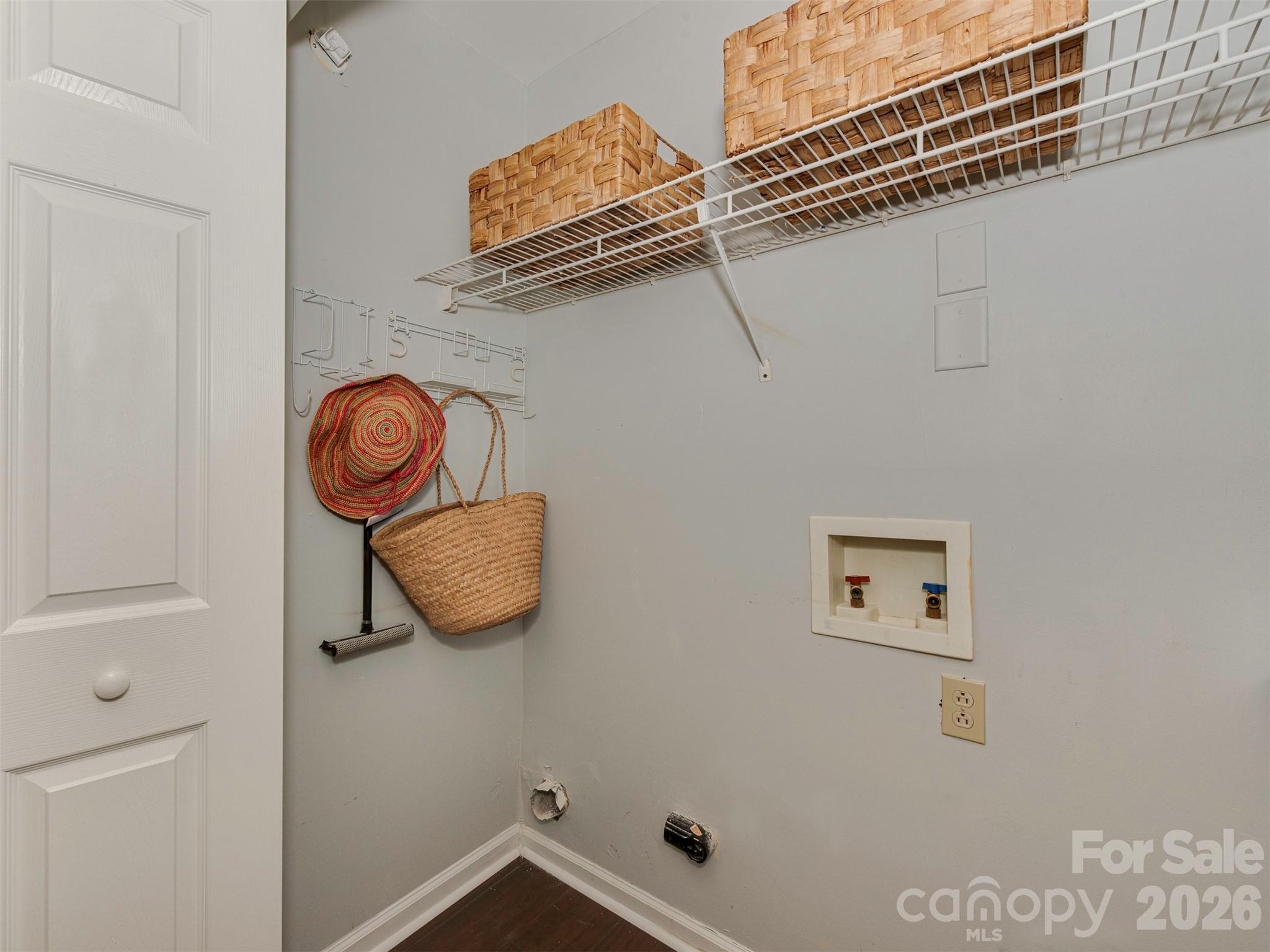 301 Queens Road #105 — Charlotte