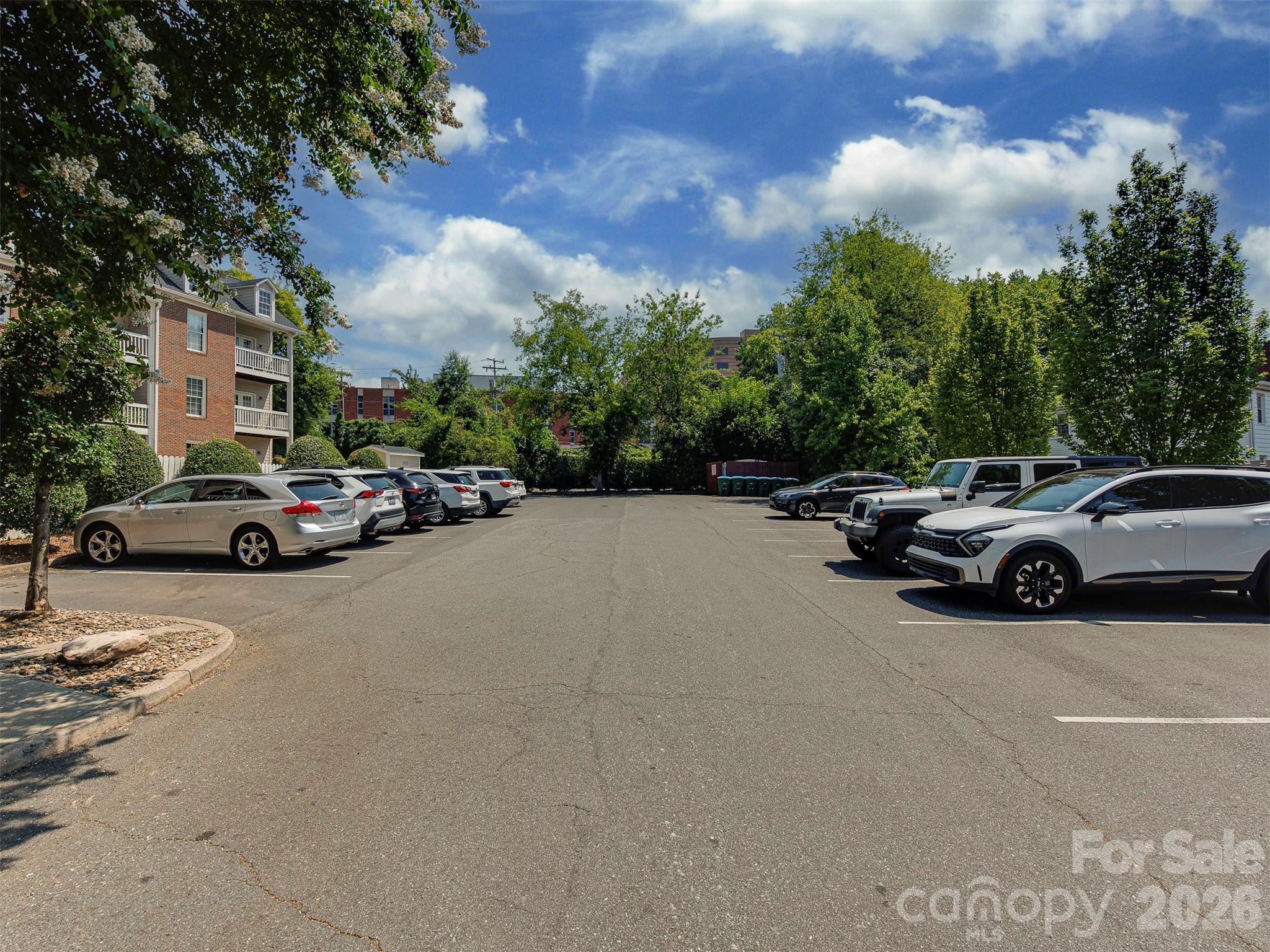 301 Queens Road #105 — Charlotte