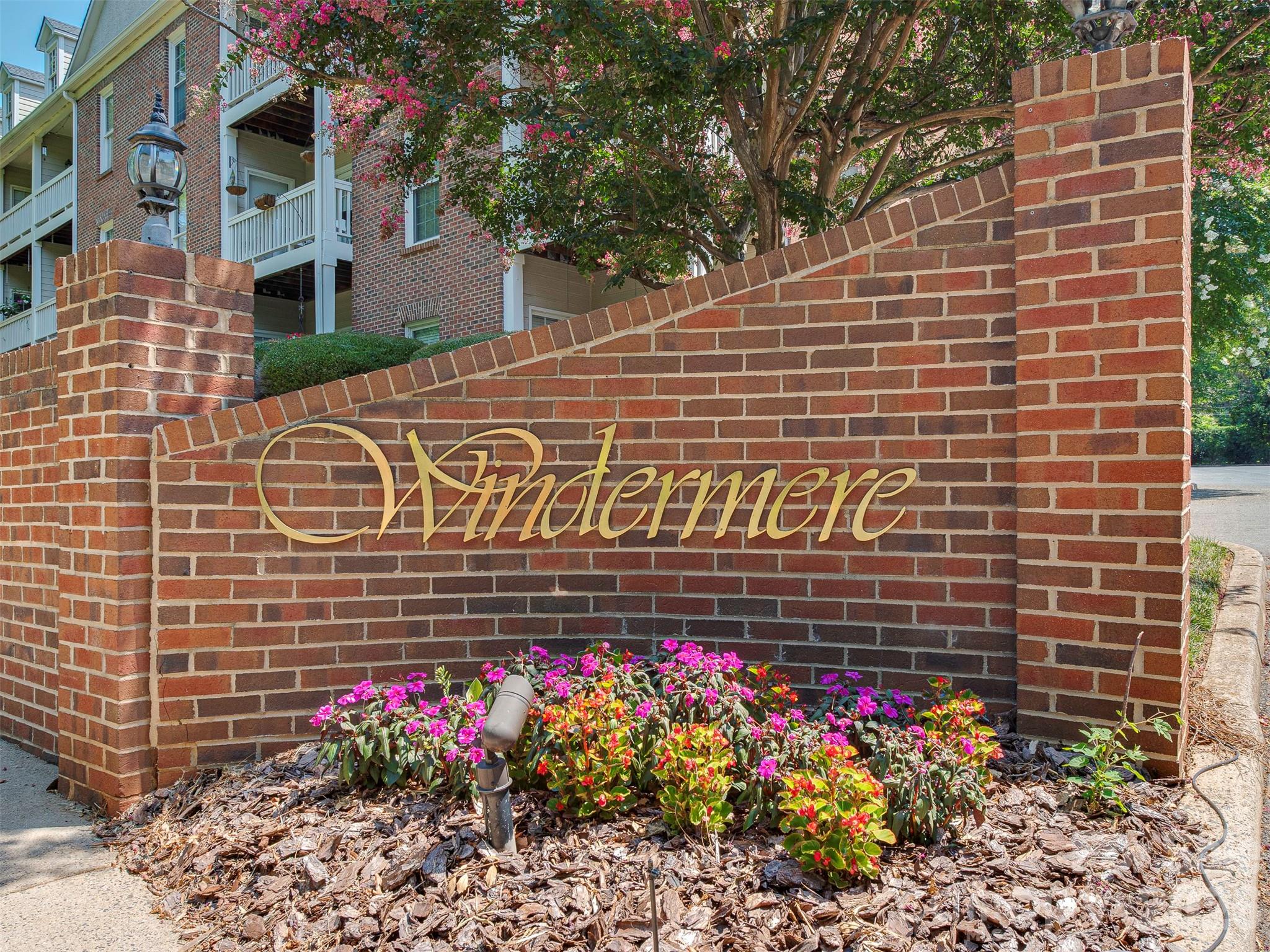 301 Queens Road #105 — Charlotte