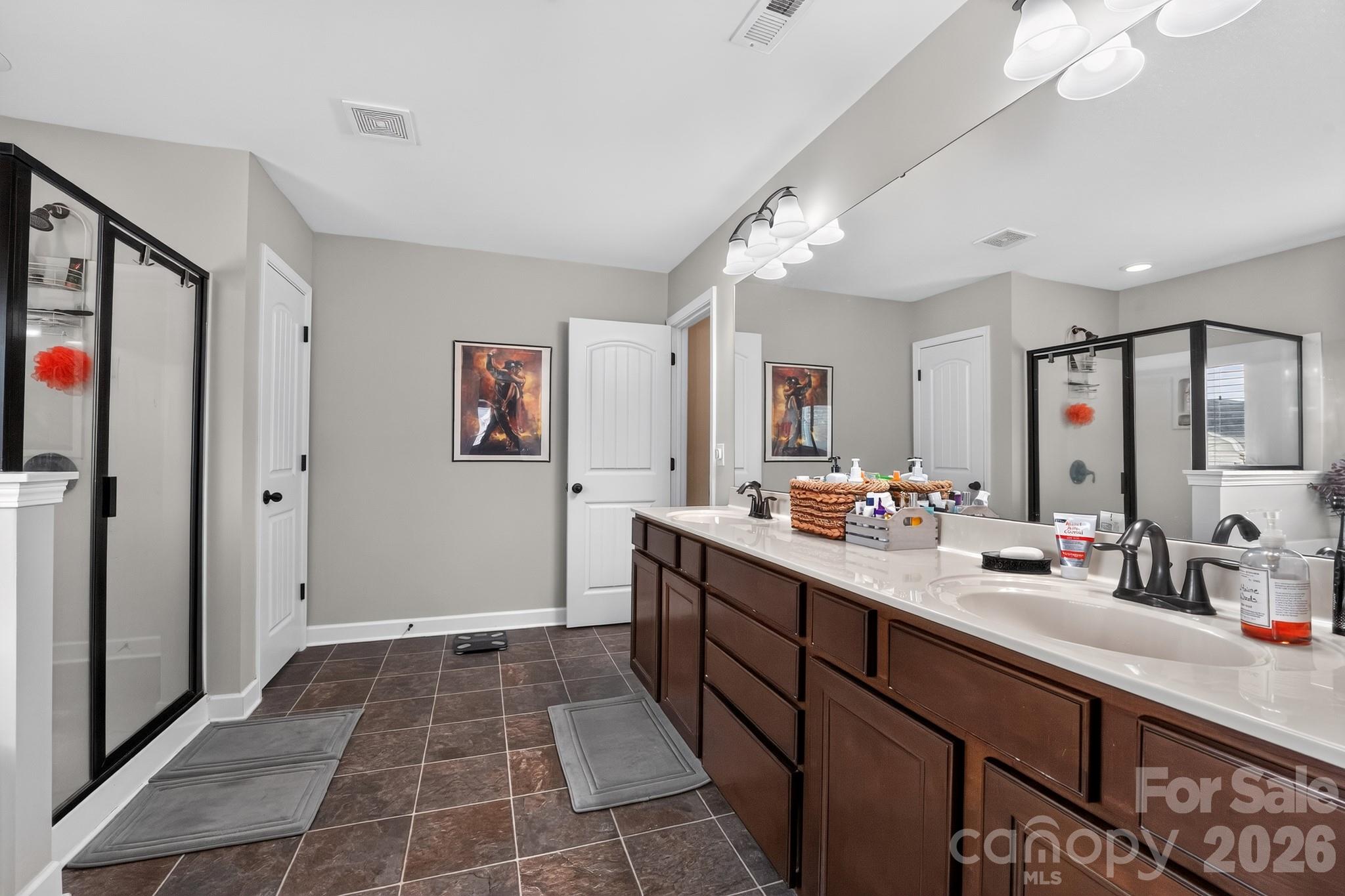5909 Langwell Lane — Charlotte