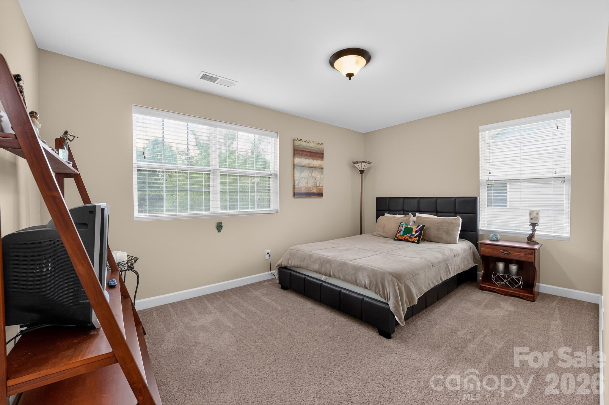 5909 Langwell Lane — Charlotte