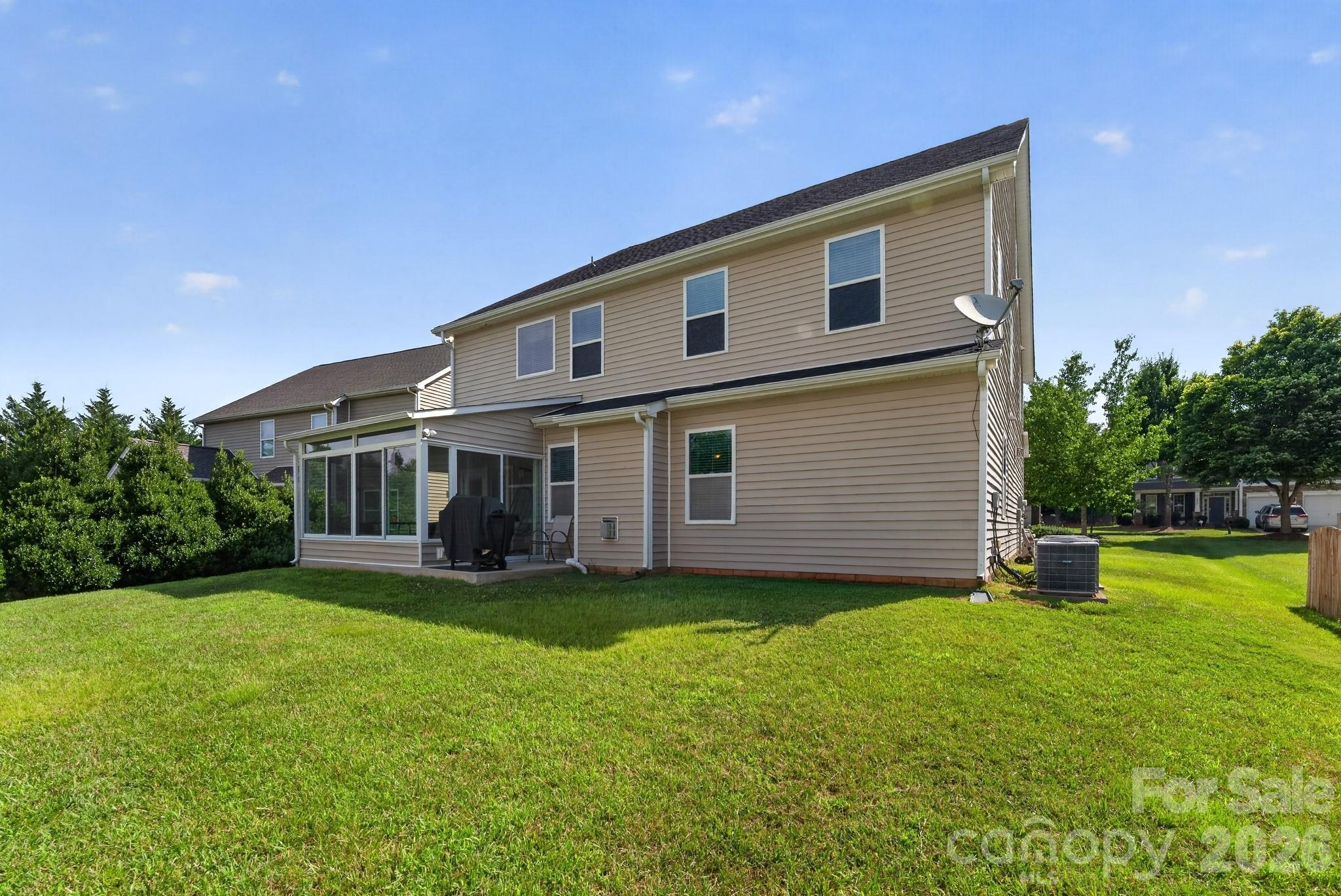5909 Langwell Lane — Charlotte