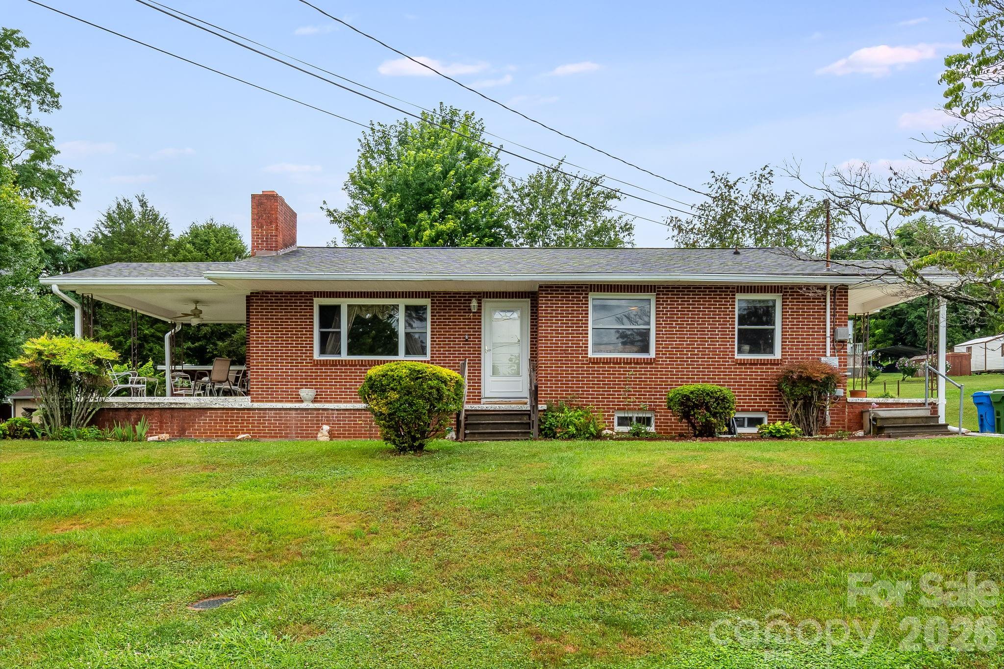 4 Brad Street — Asheville