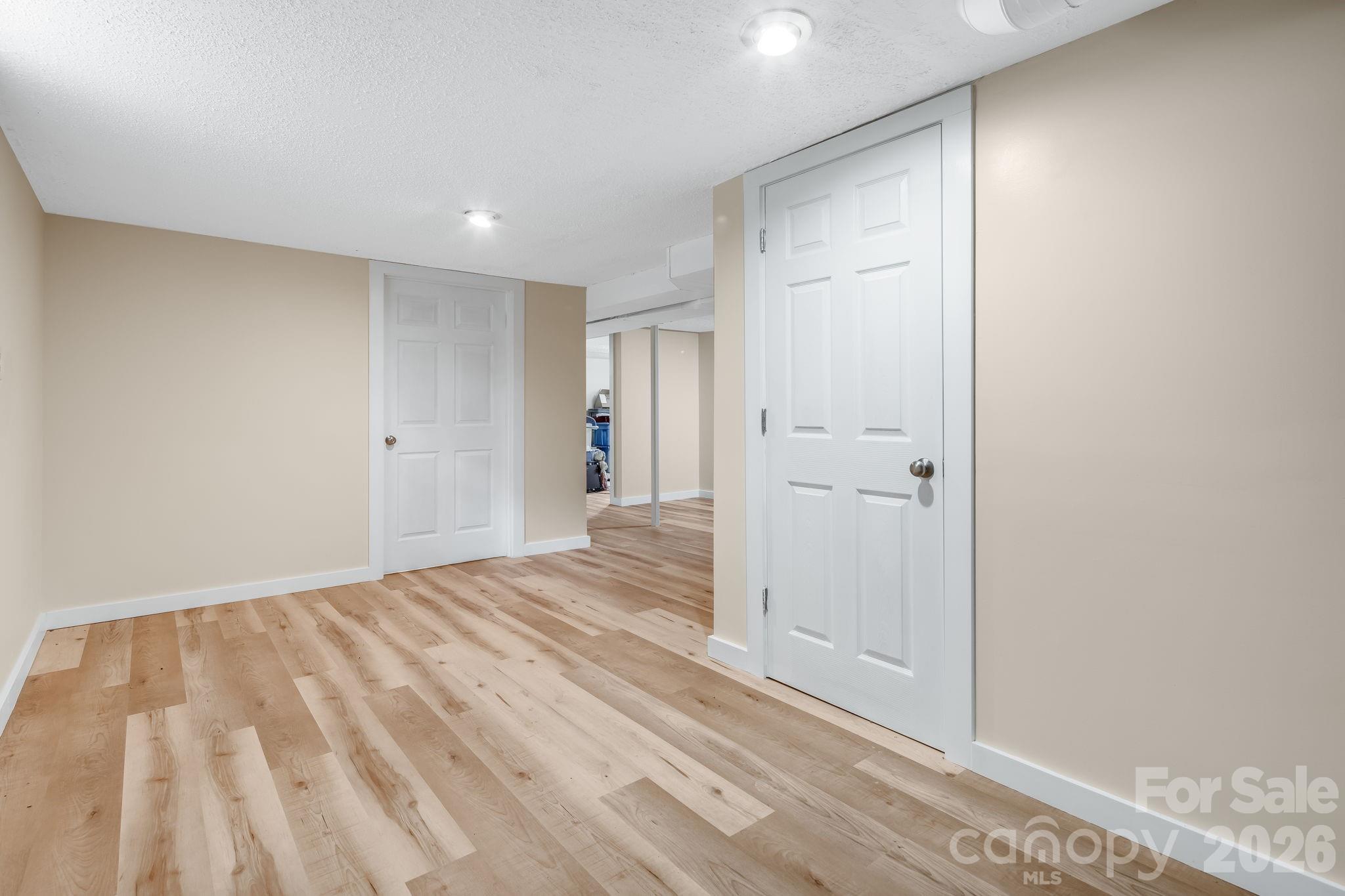 4 Brad Street — Asheville