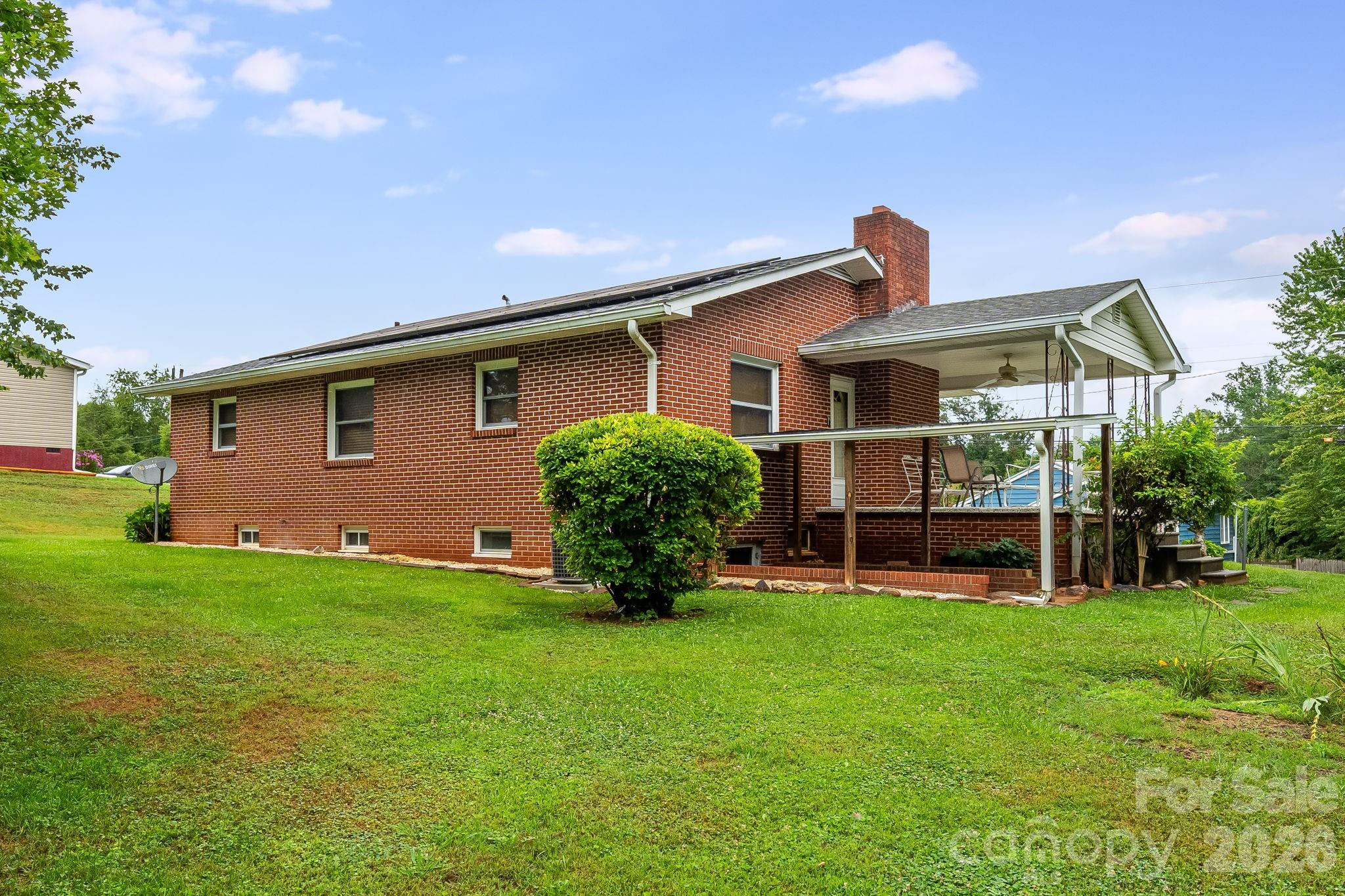 4 Brad Street — Asheville