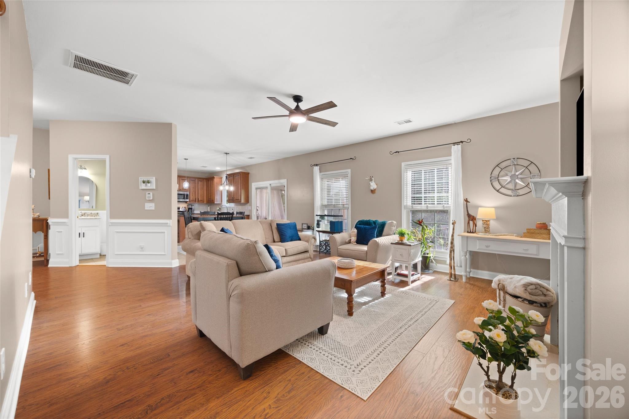 3339 Kingshire Way — Clover