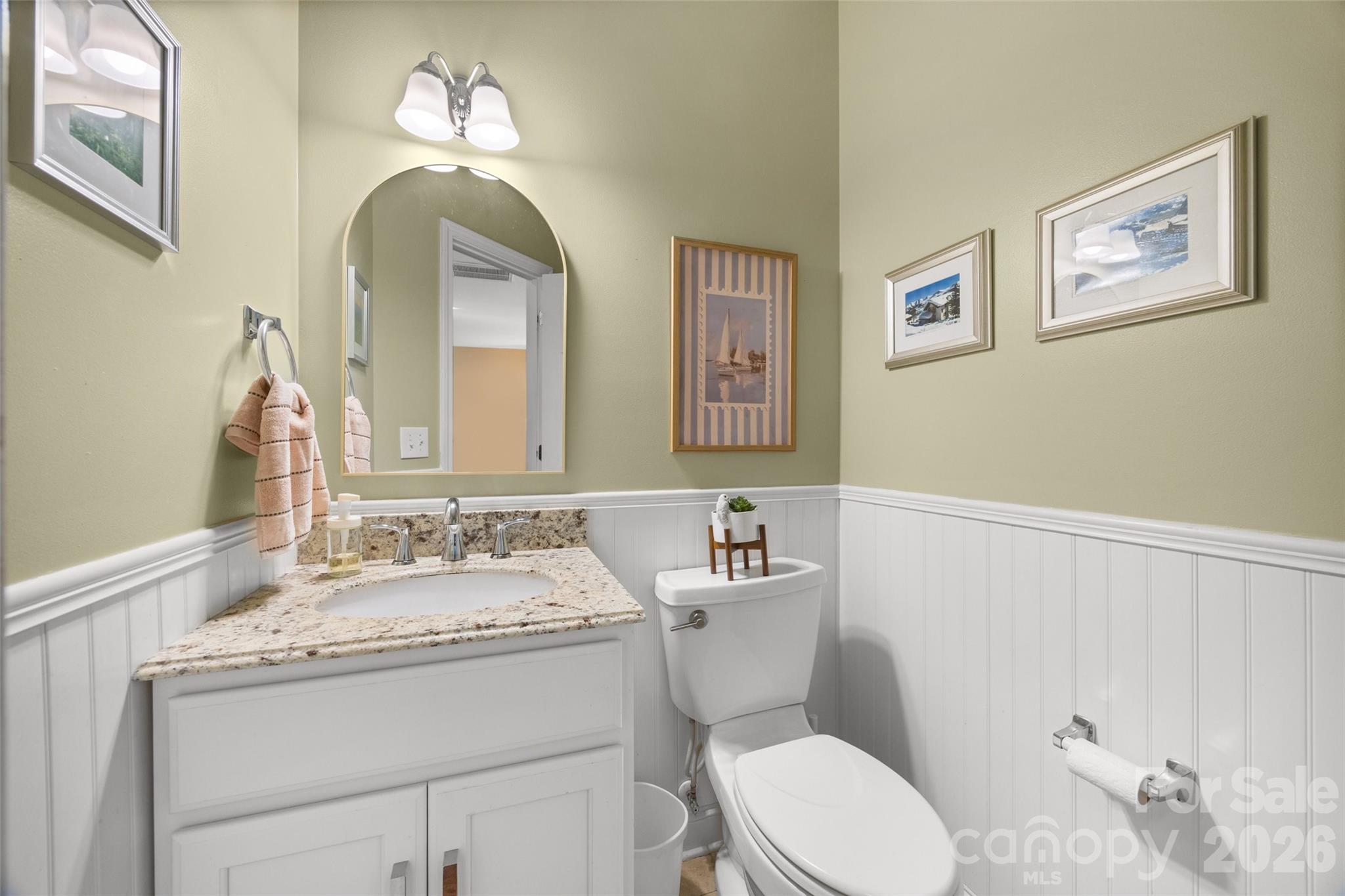 3339 Kingshire Way — Clover