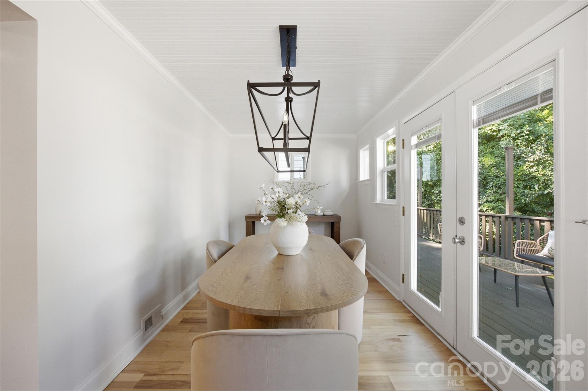 314 Dogwood Lane — Belmont