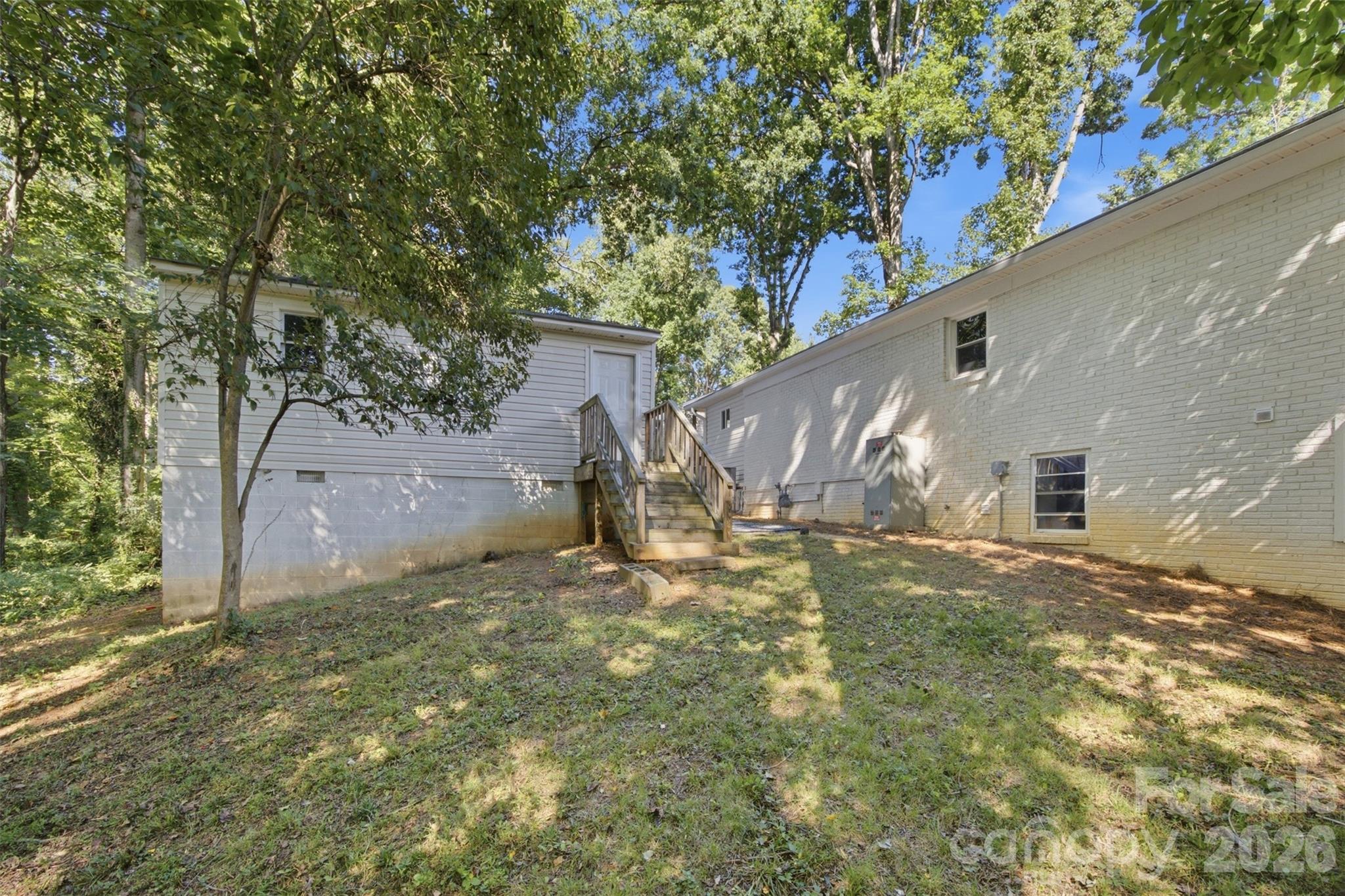314 Dogwood Lane — Belmont