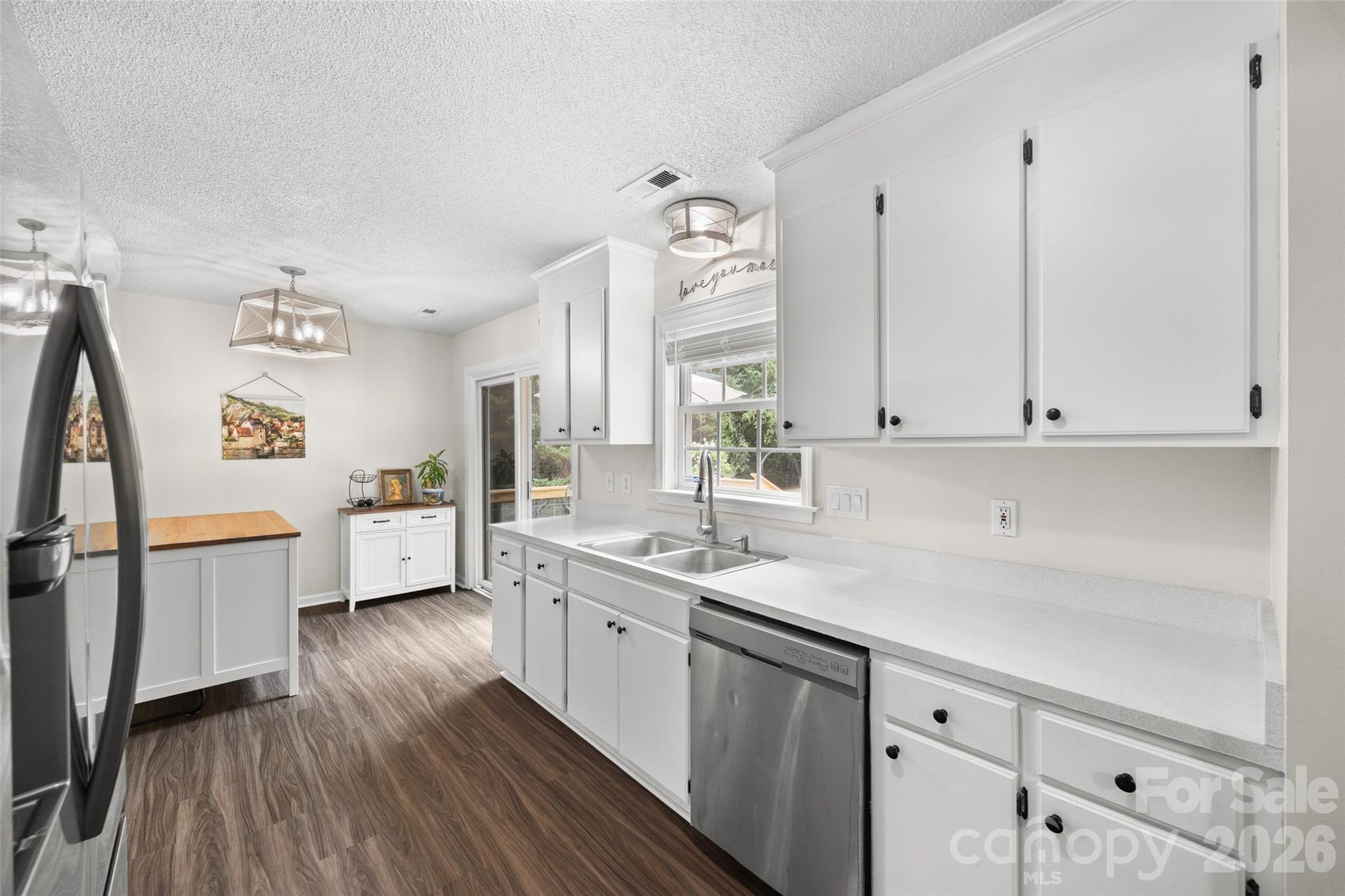 1208 Courtney Cove Court — Gastonia