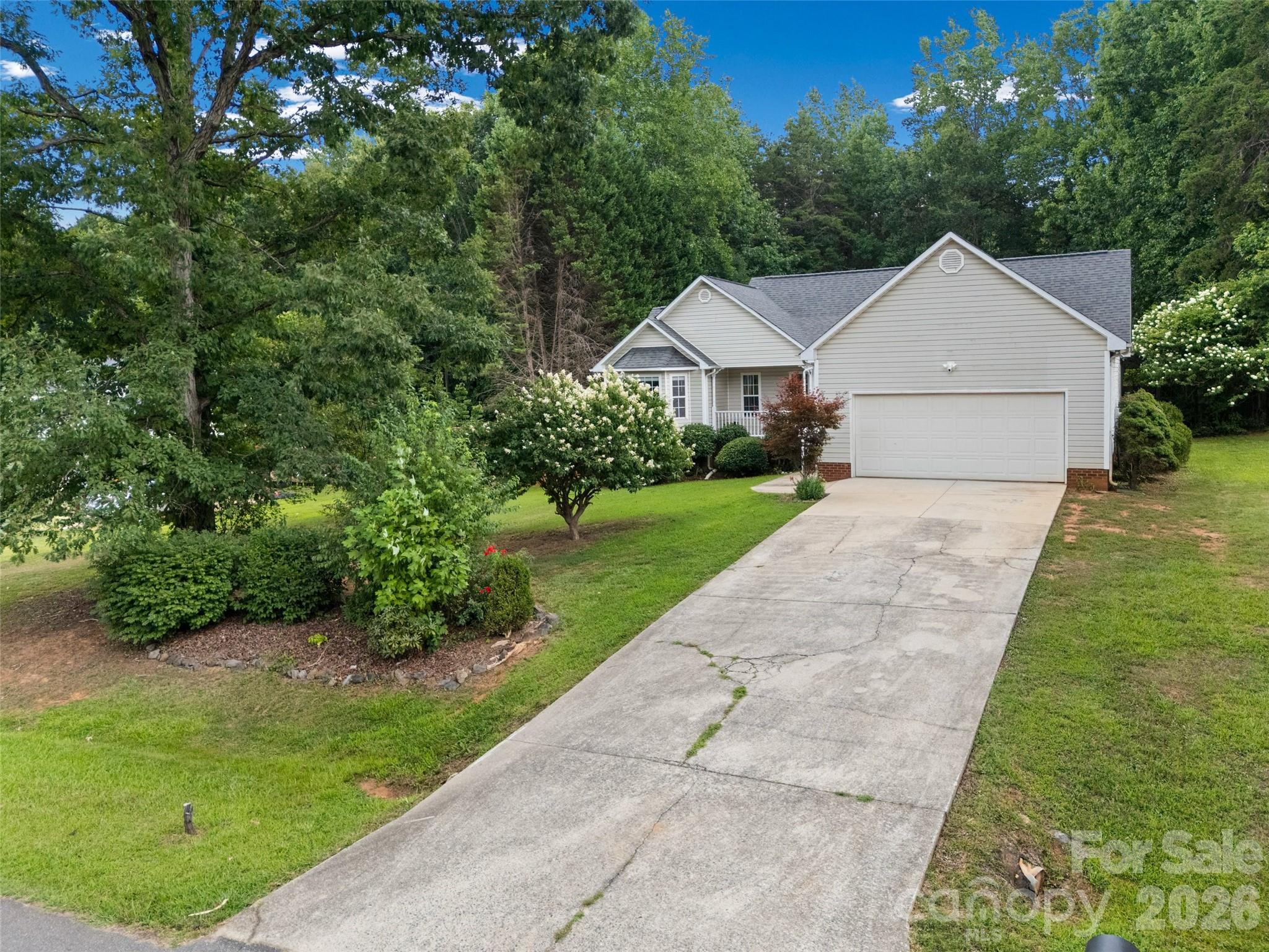 1208 Courtney Cove Court — Gastonia